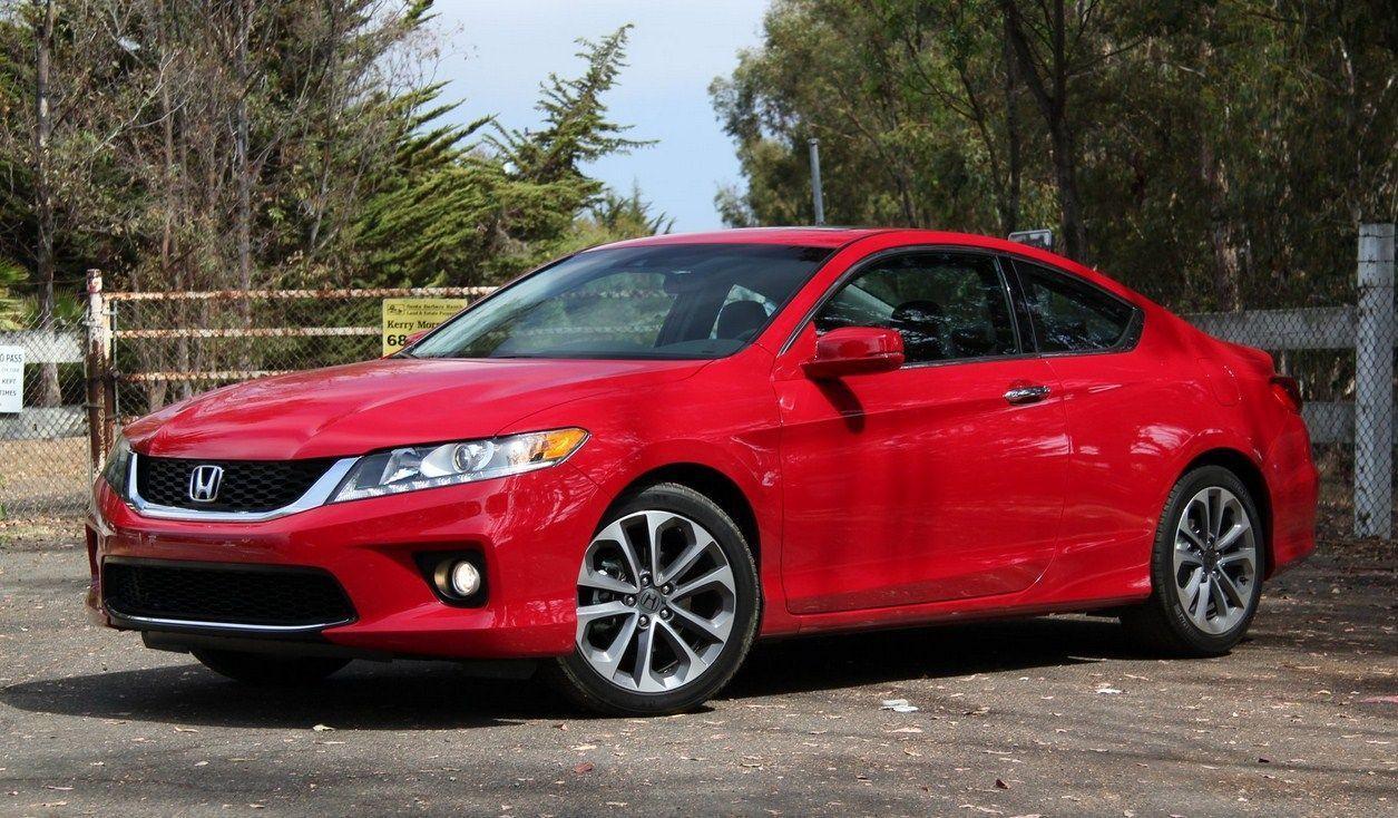 Honda Civic Hatchback 2015 Wallpaper