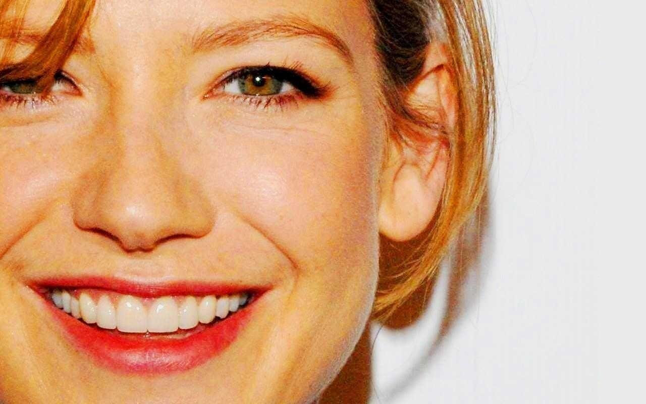 Anna Torv Wallpaper