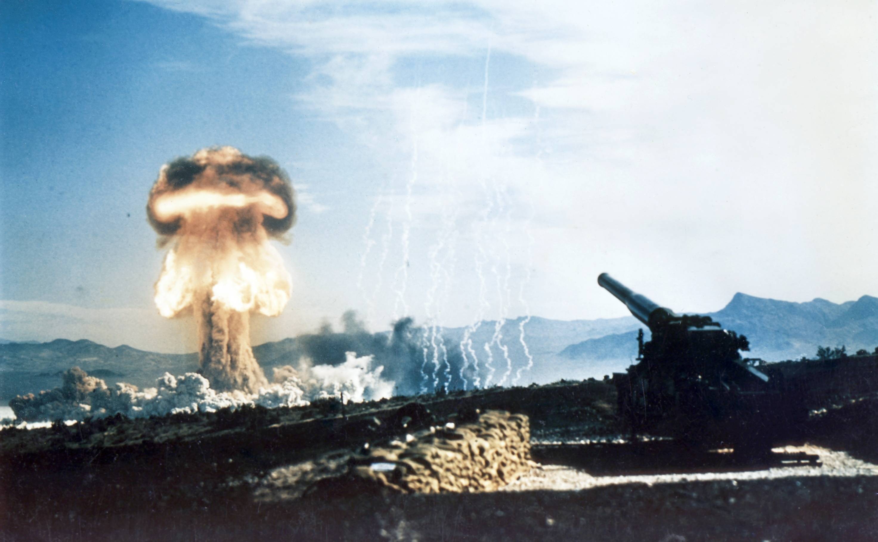 Nuclear Bomb Nuke Militaty Explosion wallpaper #
