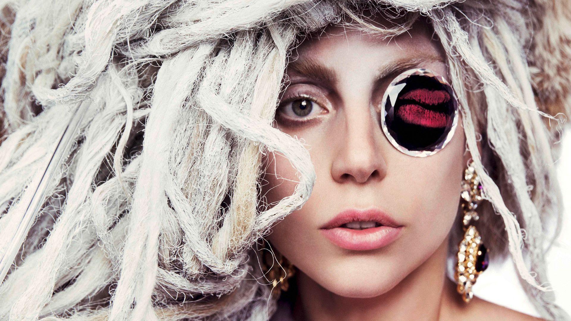 Lady Gaga desktop wallpaper 5