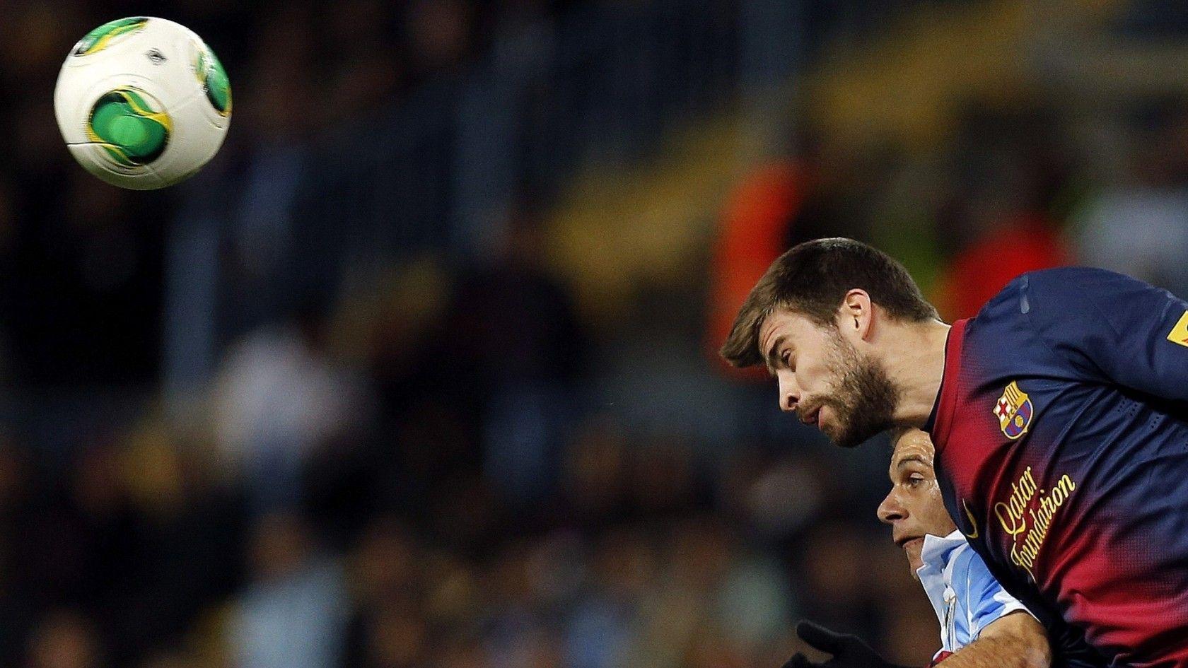 Gerard Pique Barcelona HD Wallpaper of Football