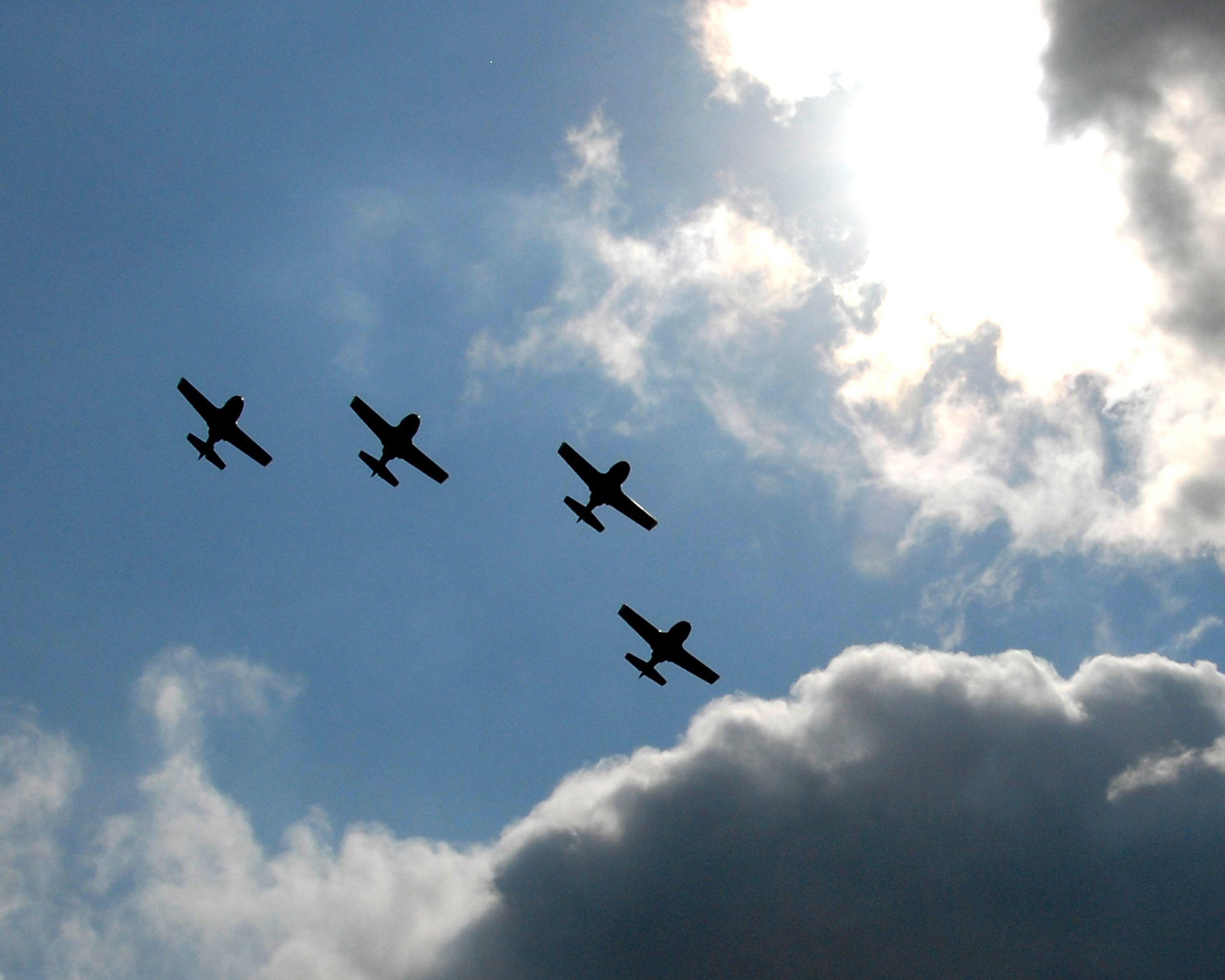 Military Bomber Aircraft Concorde Battery Aircraft Batteries