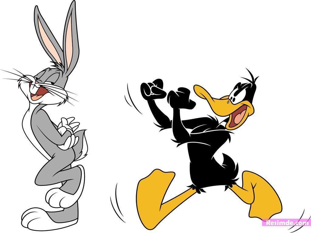 daffy duck vs bugs bunny football