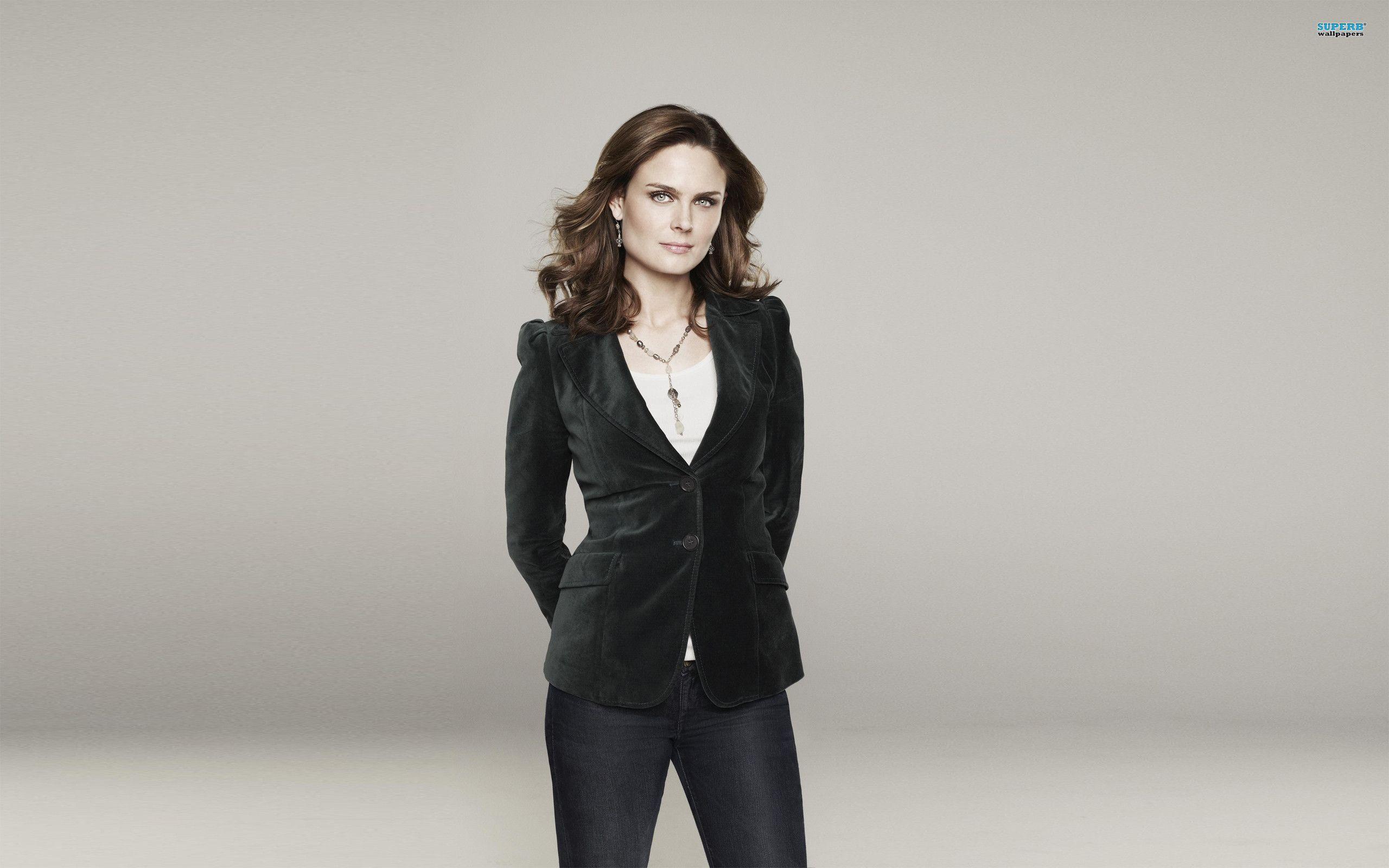 Emily Deschanel Wallpapers - Wallpaper Cave