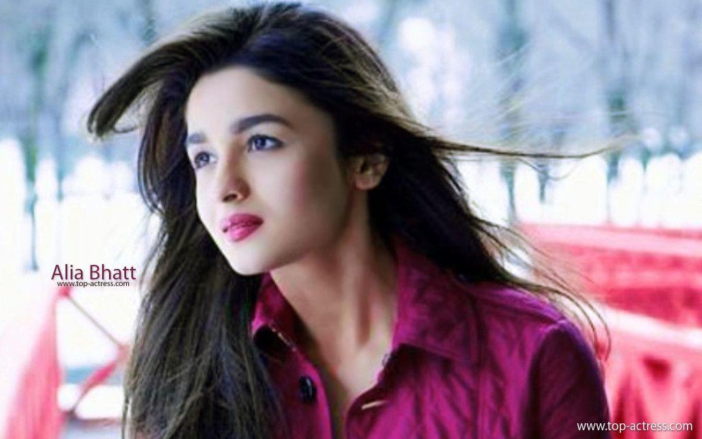 Alia Bhatt Bollywood Actress Wallpaper HD Image Background
