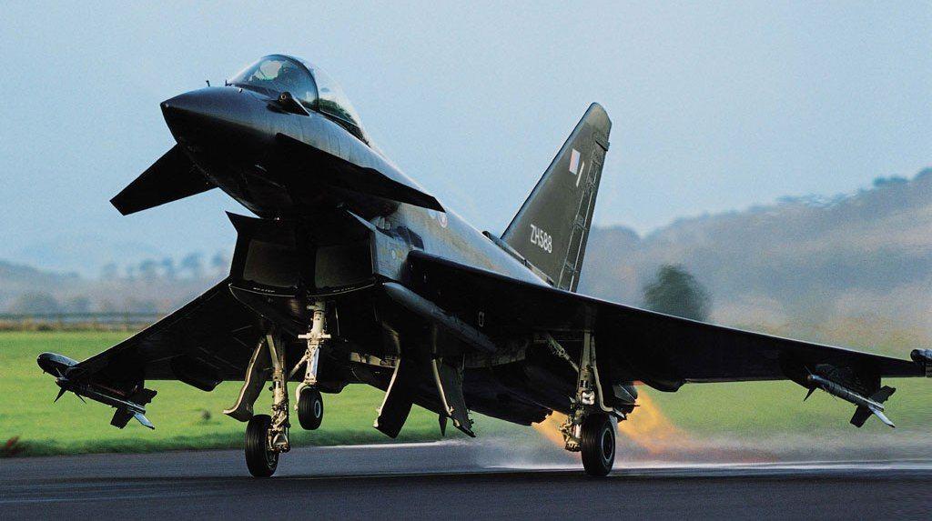 Eurofighter Typhoon Afterburning Takeoff