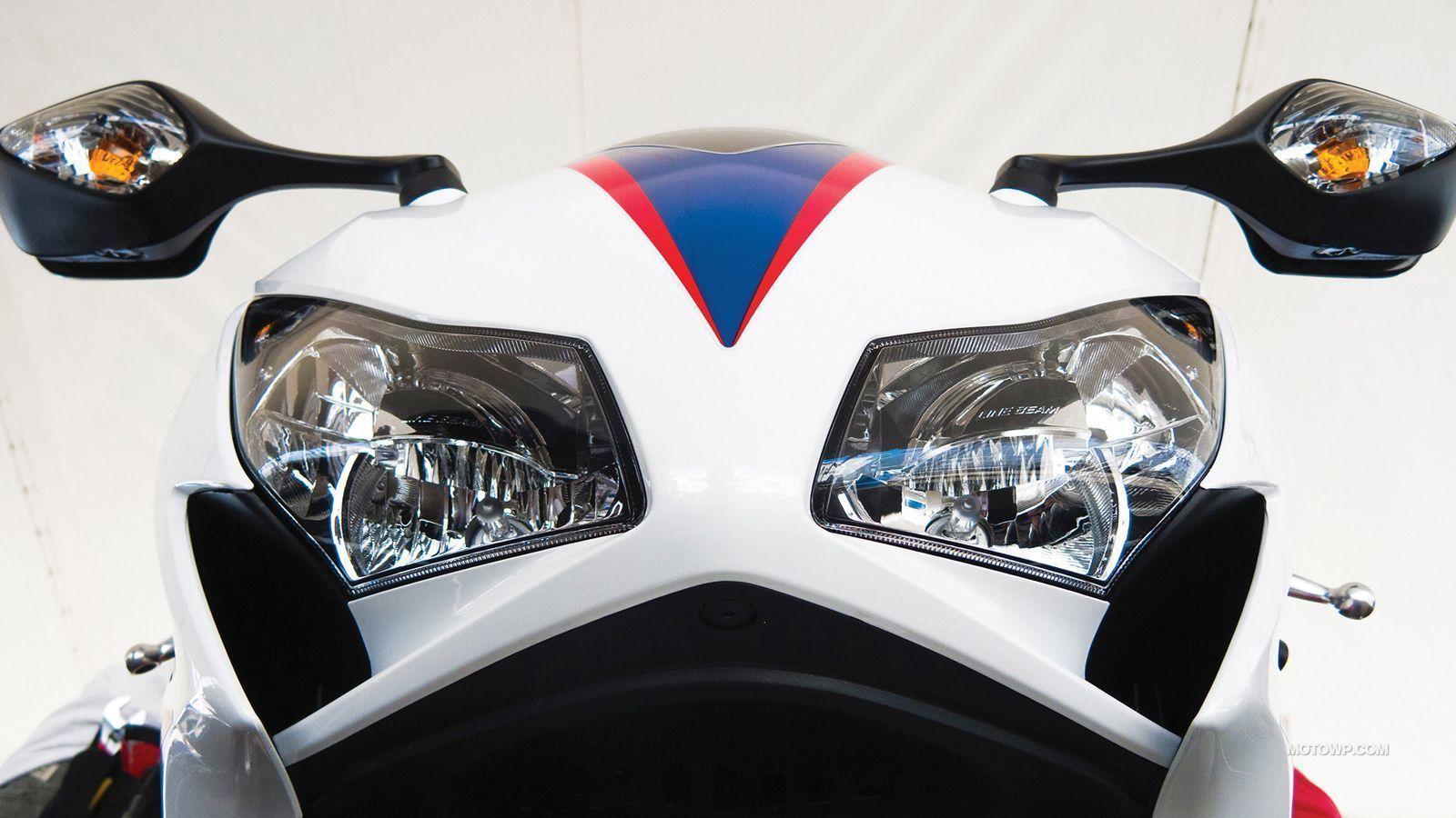 honda cbr1000RR0 HD Wallpaper
