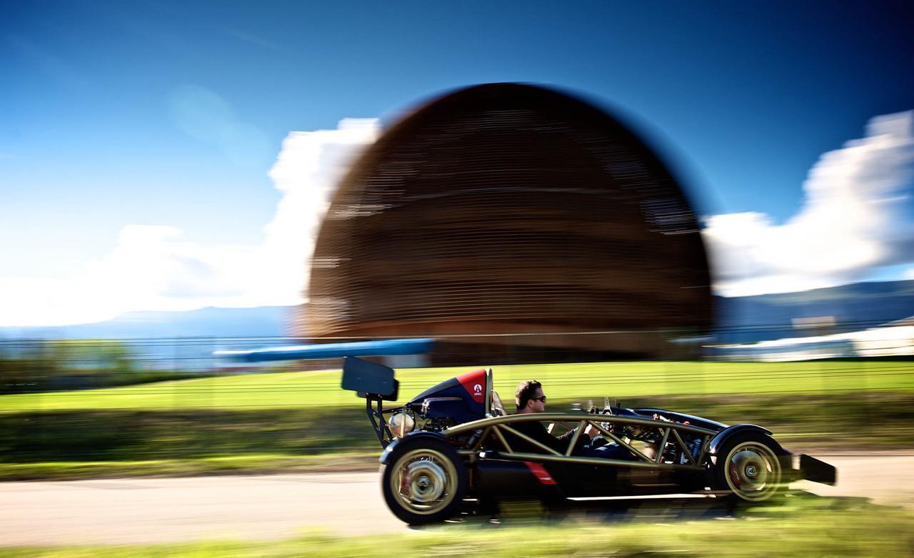 Ariel Atom 500 V8 Wallpaper