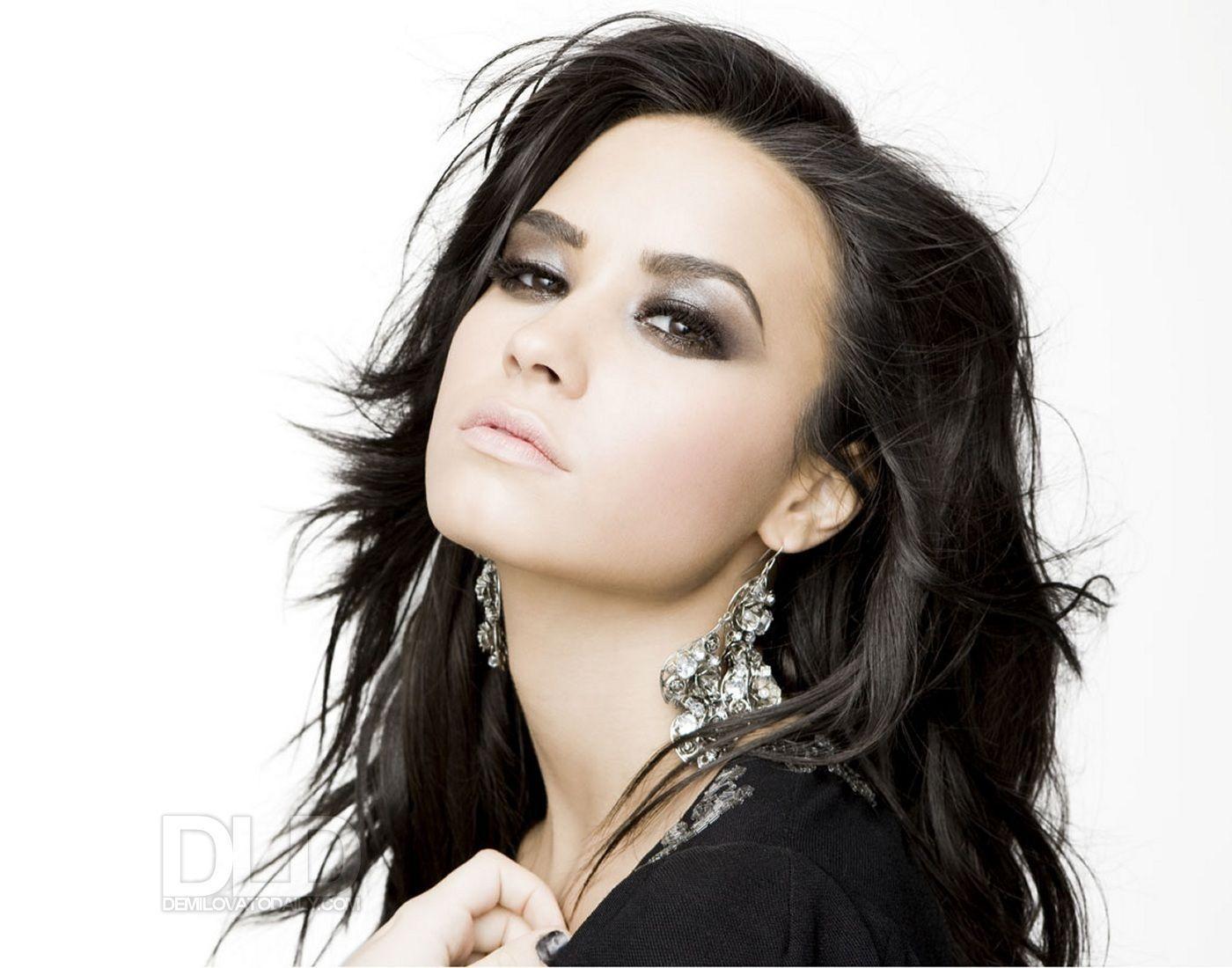 image For > Demi Lovato Jewelry