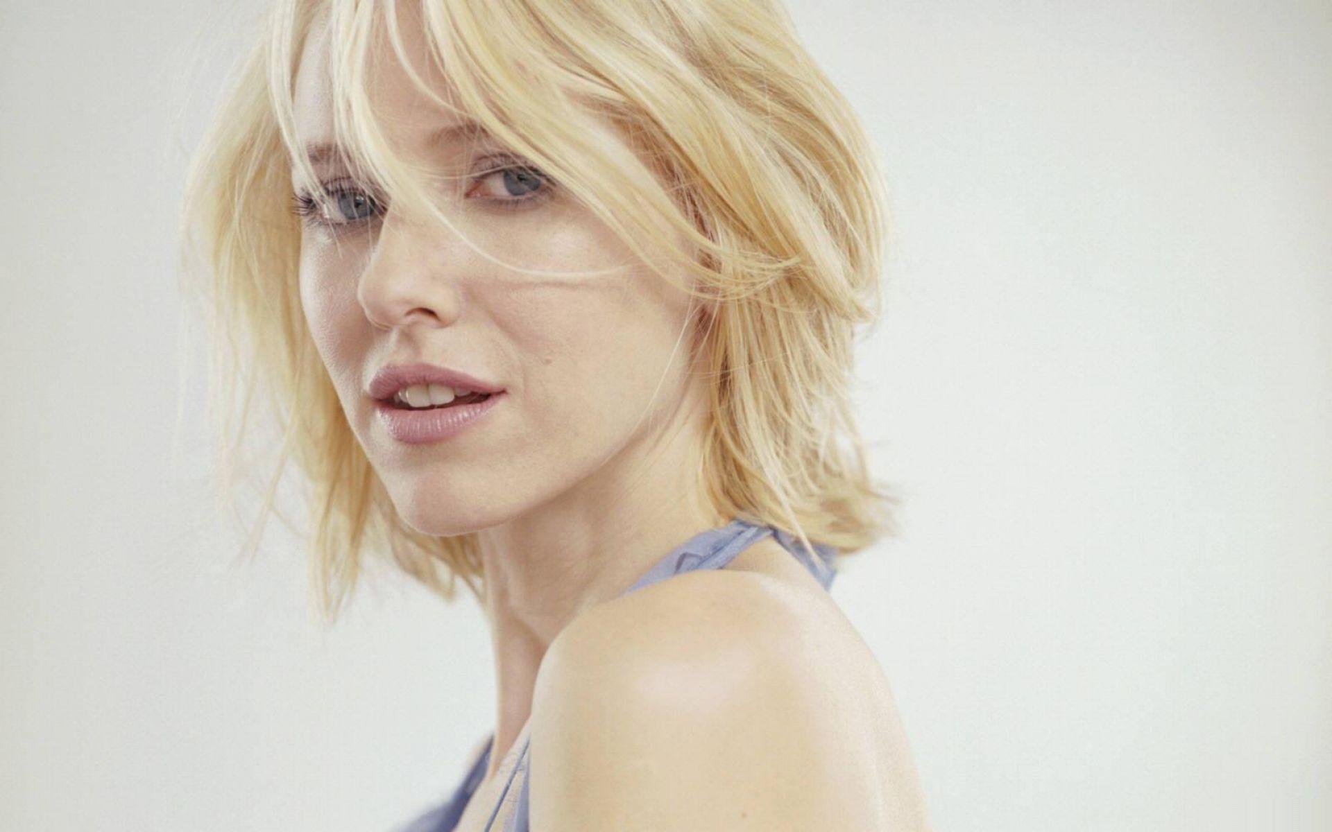 Naomi Watts Wallpaper