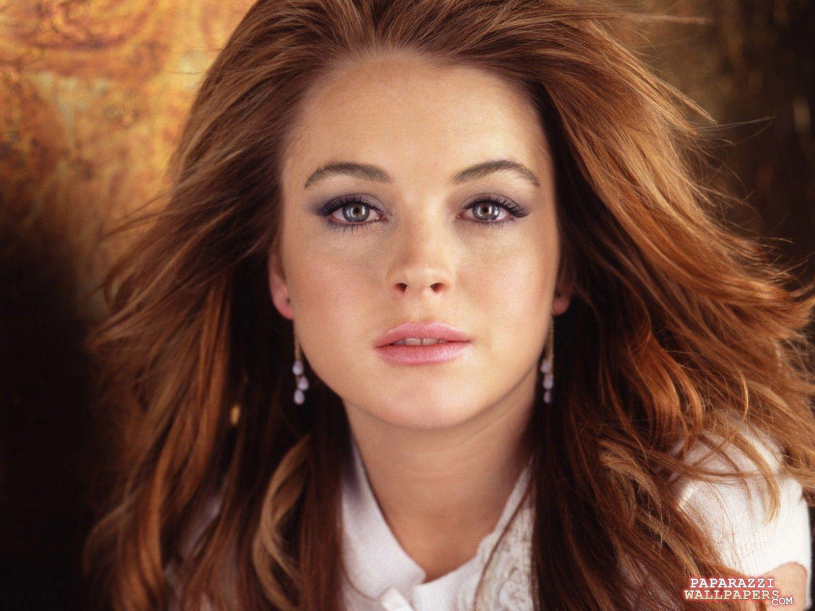 Lindsay Lohan Wallpaper