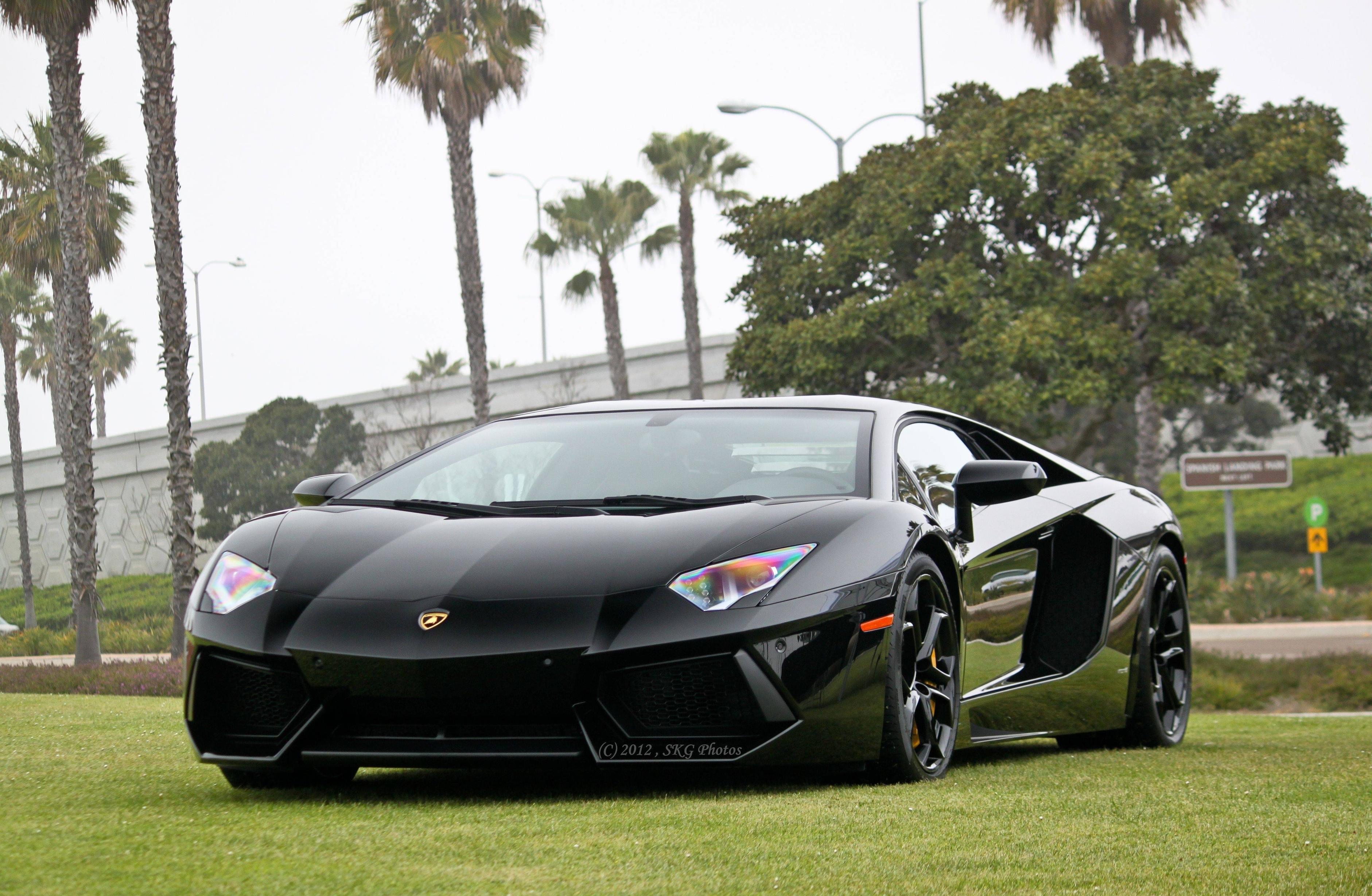 Download wallpaper Car, wheelbarrow, black, sports car free