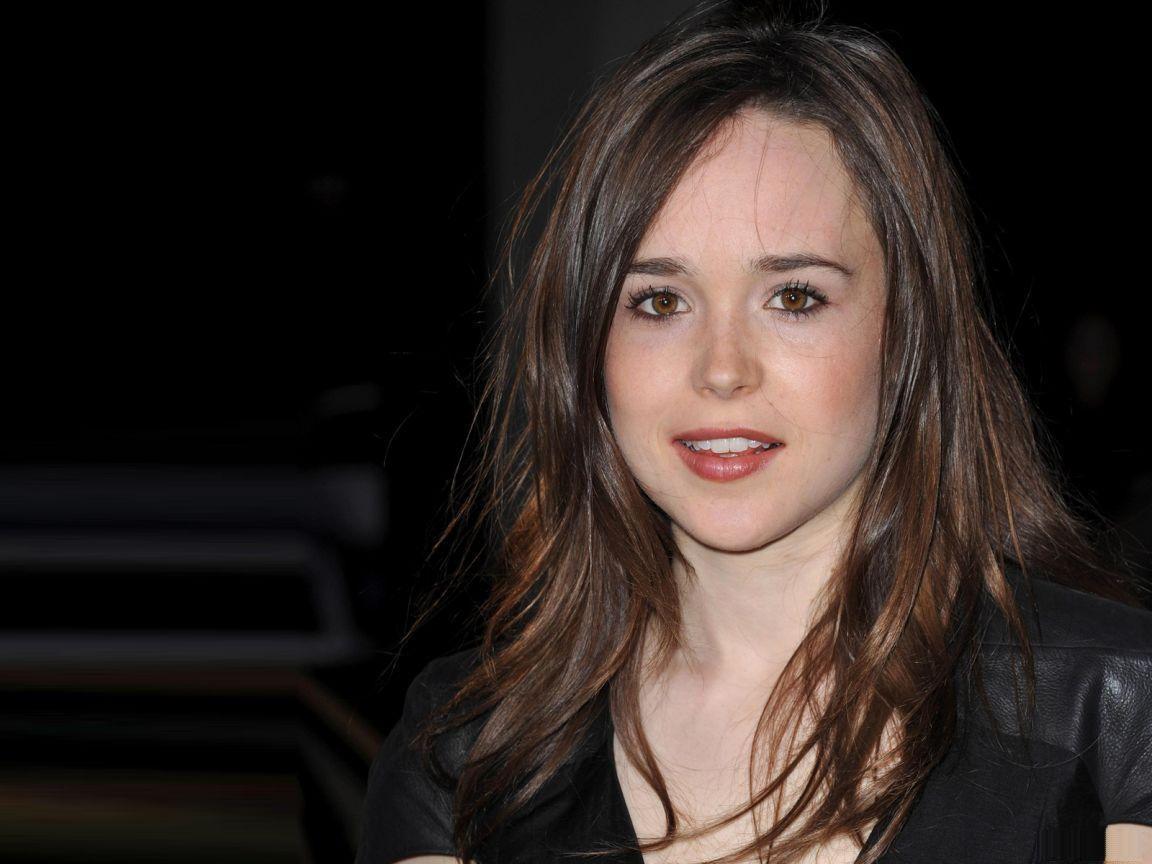 Photos Beauty Wallpaper: Ellen Page