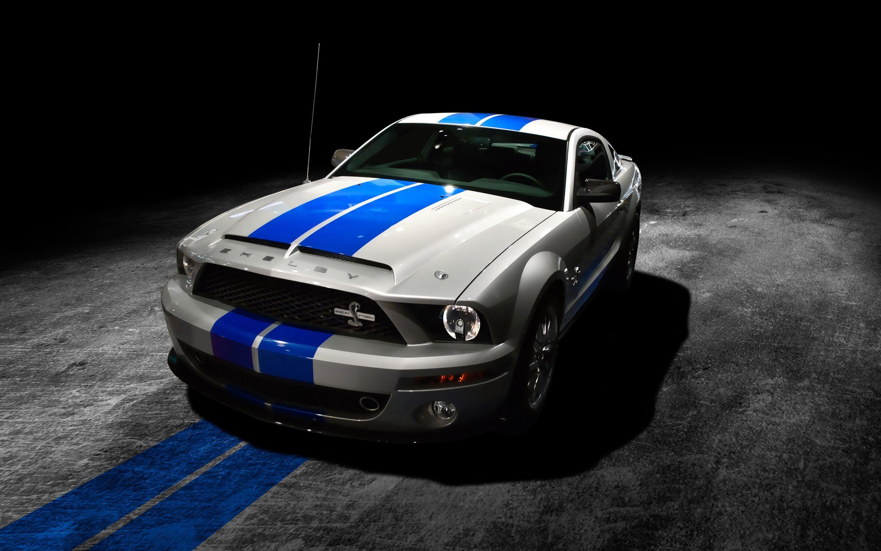 Ford Mustang Shelby GT500 2013 Wallpaper