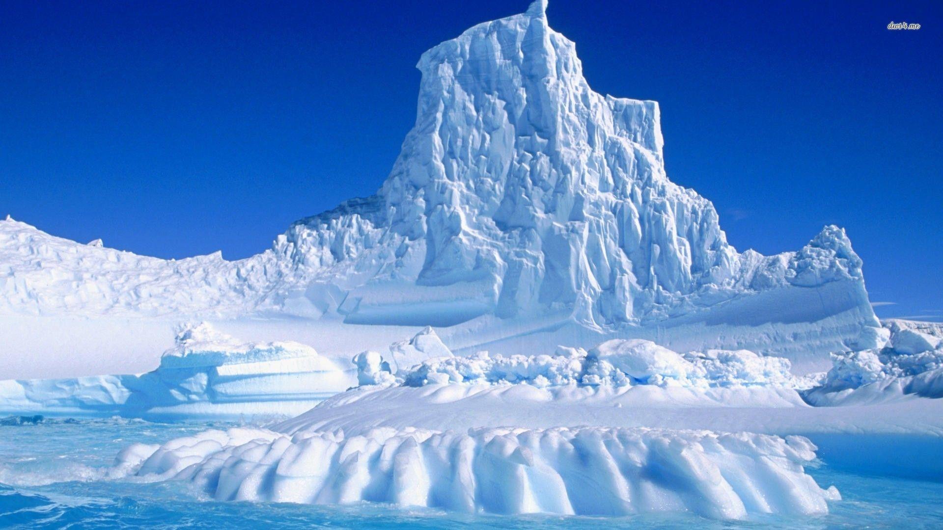 Iceberg in the Lemaire Channel wallpaper wallpaper - #
