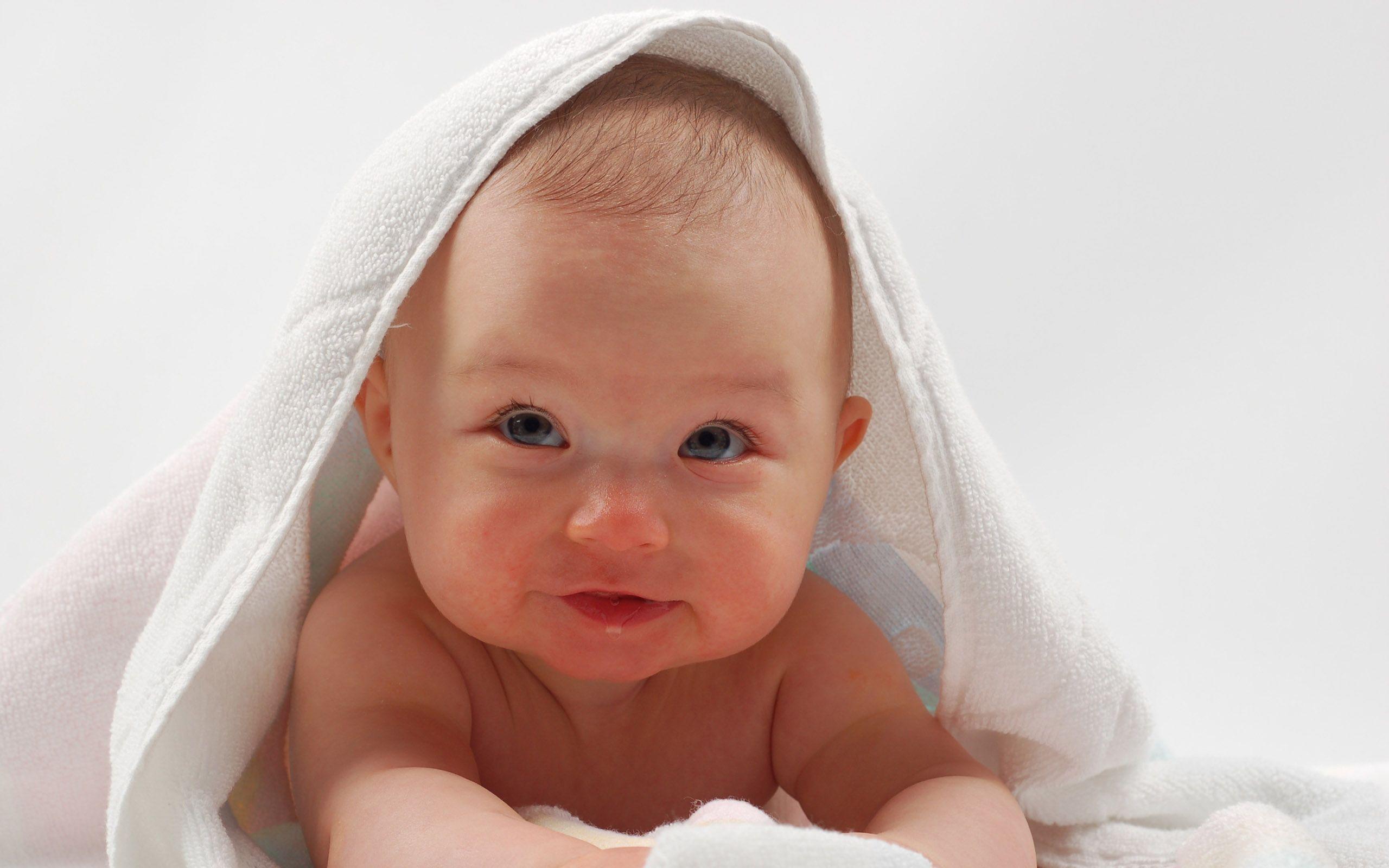 Cute Baby Wallpaper 5