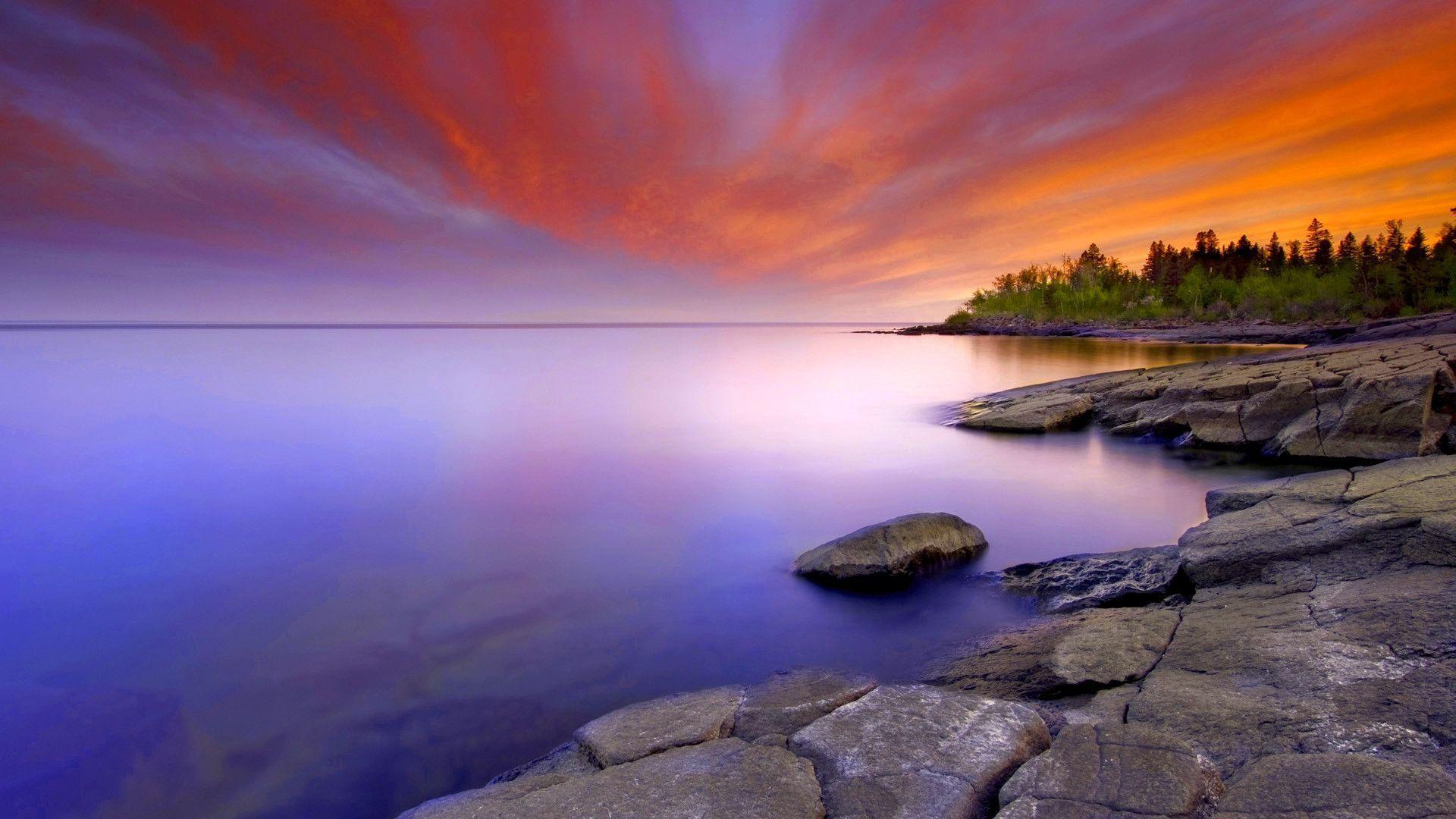 Sunset along the north shore of Lake Superior at Stoney Point