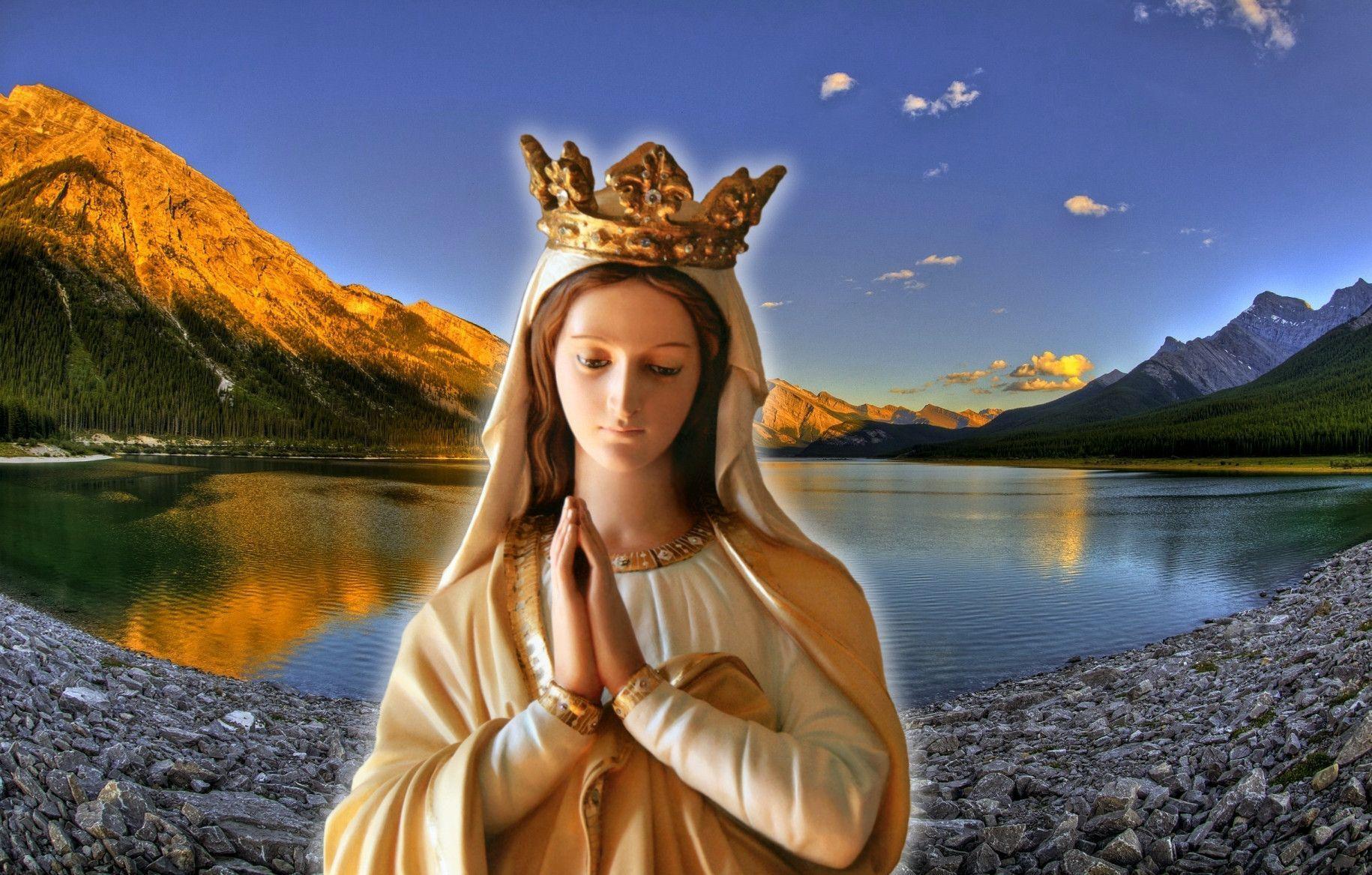 Hình nền Đức Mẹ Maria sẽ mang lại cho bạn sự yên bình và tâm hồn thanh tịnh. Thử tưởng tượng mỗi khi sáng dậy, bạn sẽ được đón tiếp bởi hình ảnh Đức Mẹ đang che chở và bảo vệ bạn. Hãy để tâm hồn được thoải mái và được cảm nhận sự hiện diện của mẹ thiên chúa.