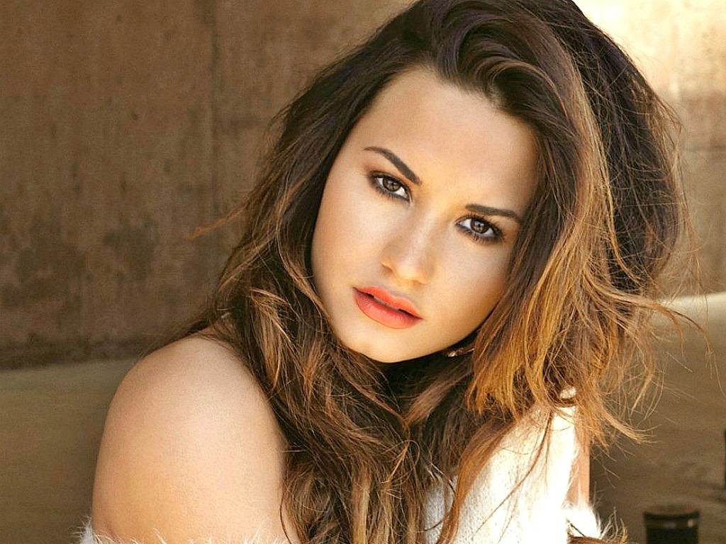 Demi Lovato HD Wallpaper. HD Wallpaper Image