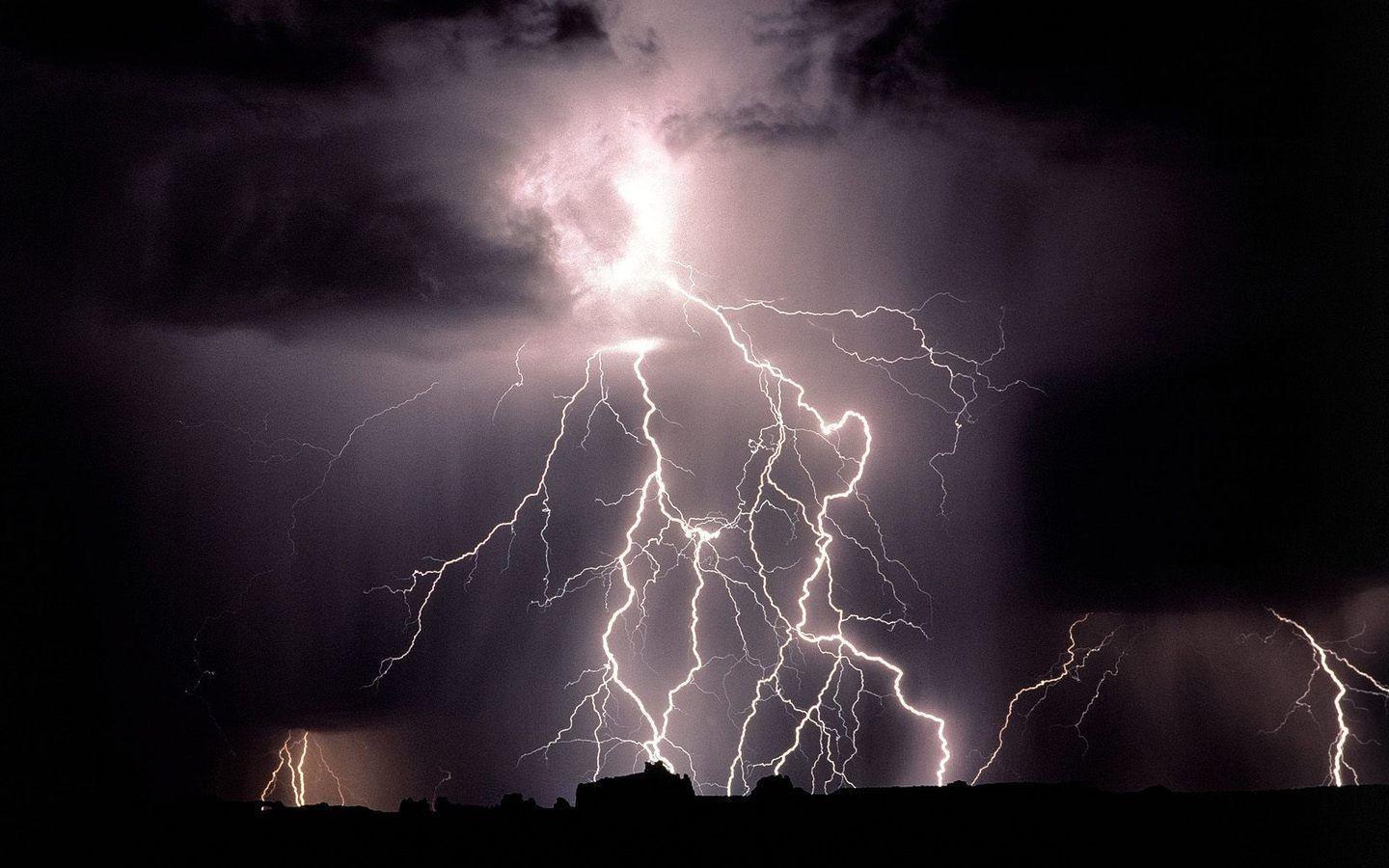 Free HQ Lightning Bolts Wallpaper HQ Wallpaper