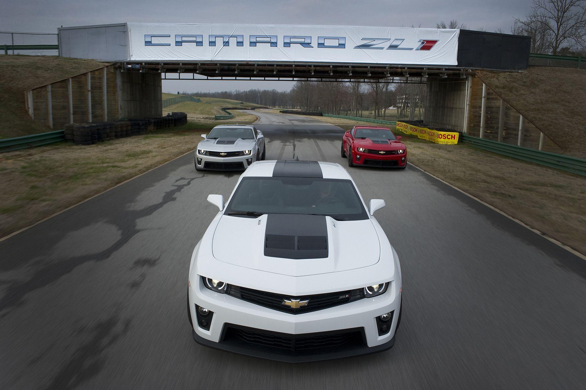 Chevrolet Camaro ZL1 muscle cars sportcar wallpaper