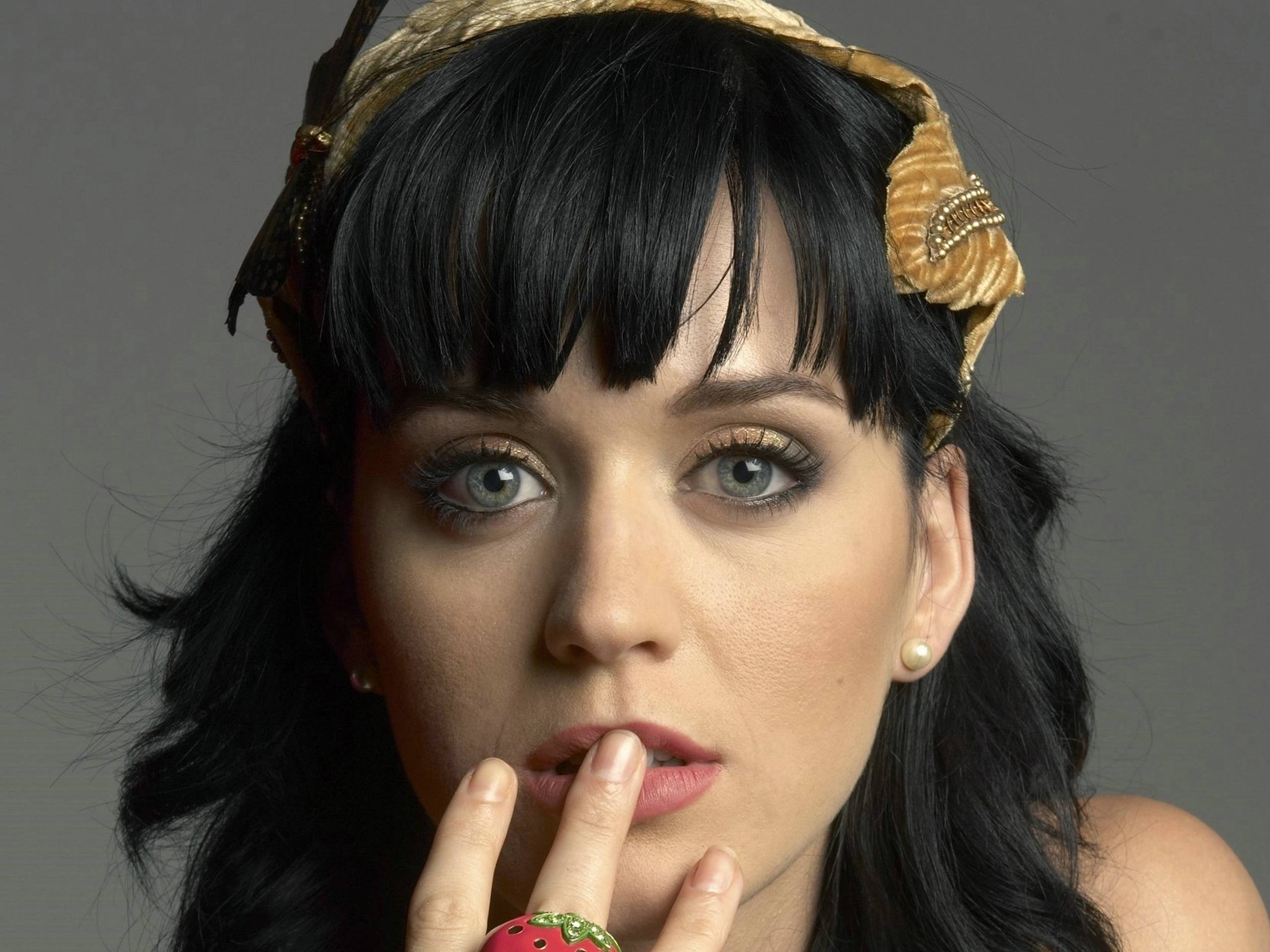 Katy Perry HD Wallpaper