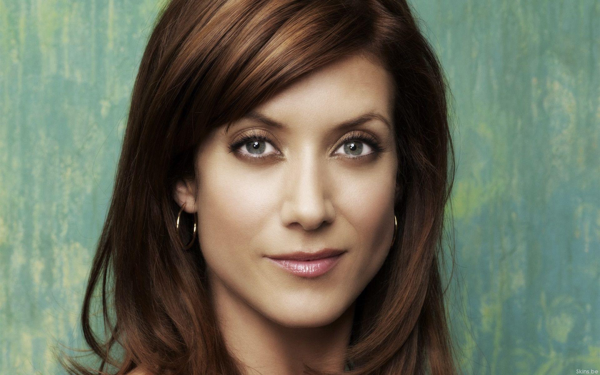 Kate Walsh Reveals She Was Diagnosed With a Brain Tumor in 2015 - E! Online