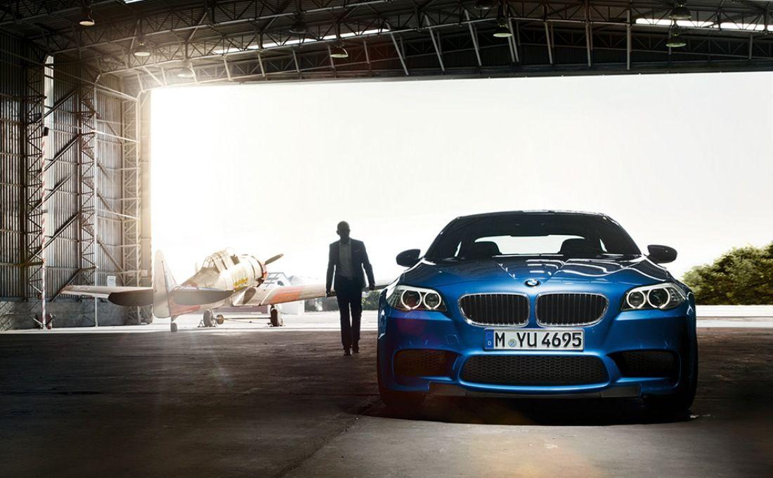 BMW M5 Wallpaper is a high performance version of the BMW 5