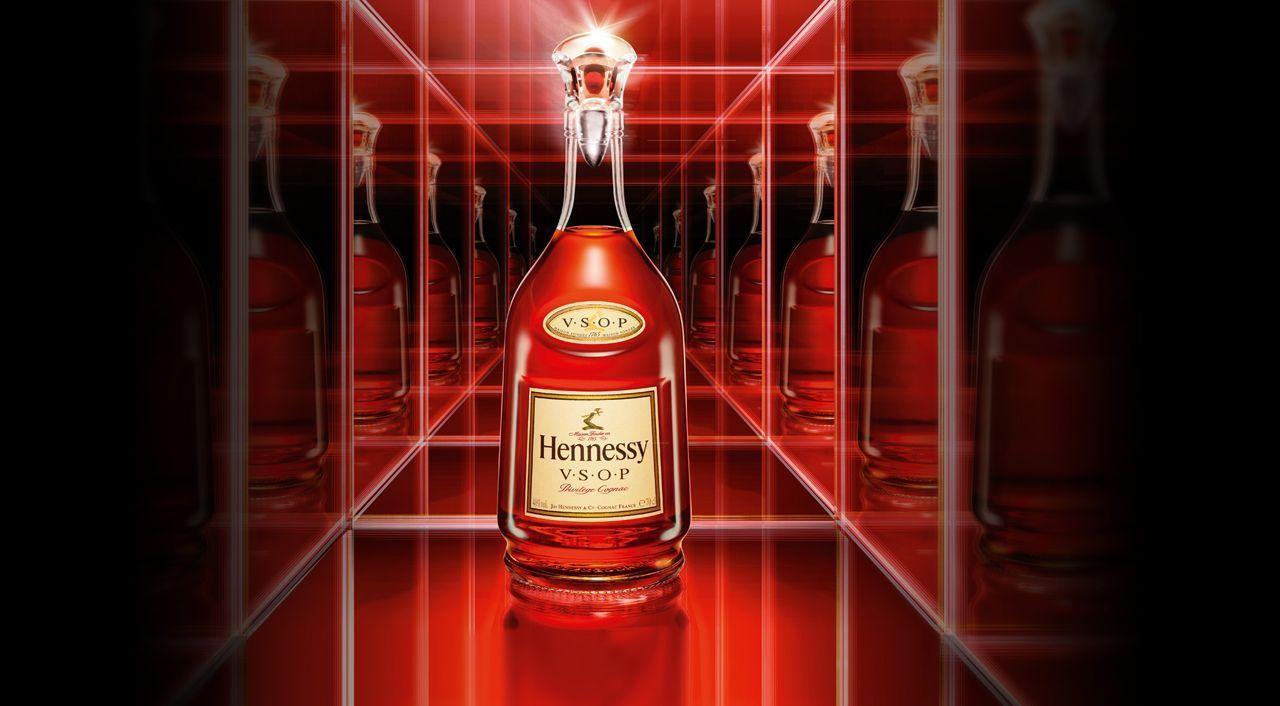 Hennessy VSOP Limited Edition with stopper (2008)