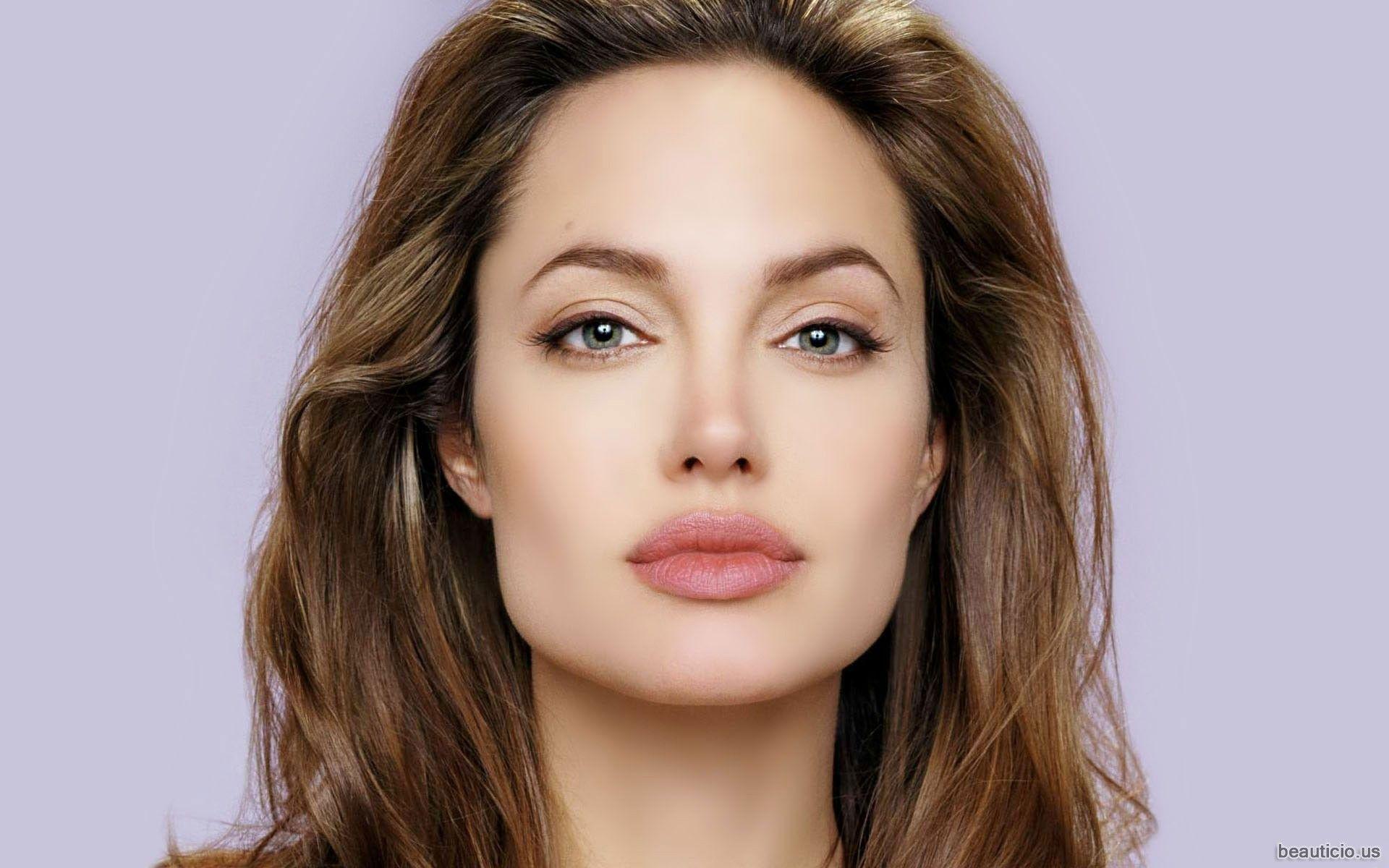 Angelina Jolie Widescreen HD Wallpaper