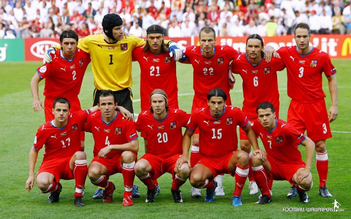 Sports players: Football Teams Wallpaper