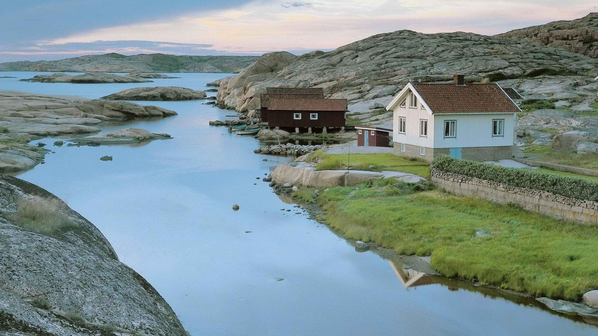 HD Fishing Cabins On A Swedish River Wallpaper