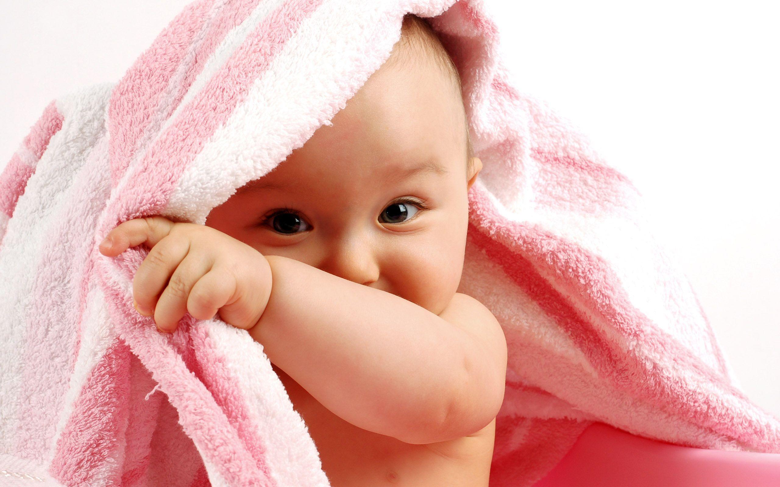 Cute Babies Wallpaper
