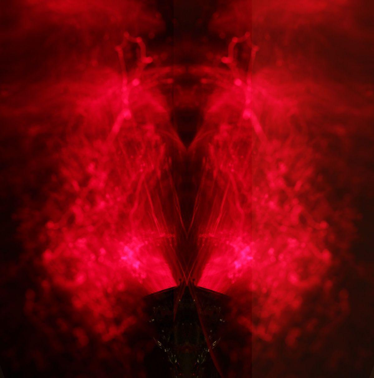 Symmetrical red background photo. Image № 25854