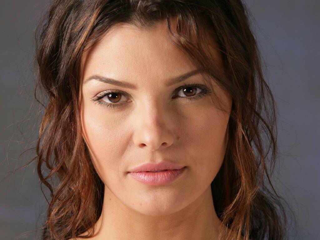 Ali Landry wallpaper 20 / Celebrity Wallpaper / Female