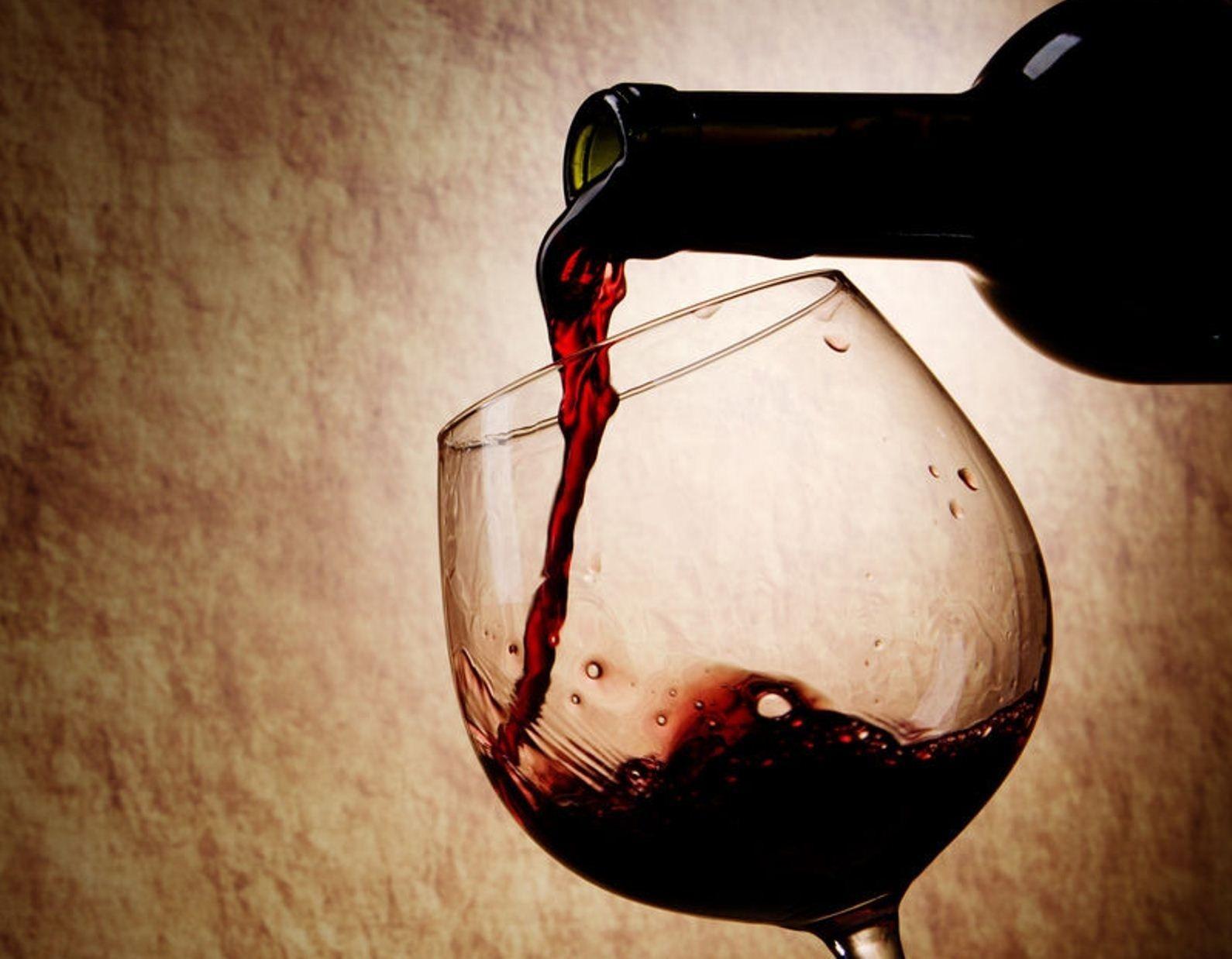 scaricare gli sfondi vino, rosso, bottiglia, bicchiere da vino