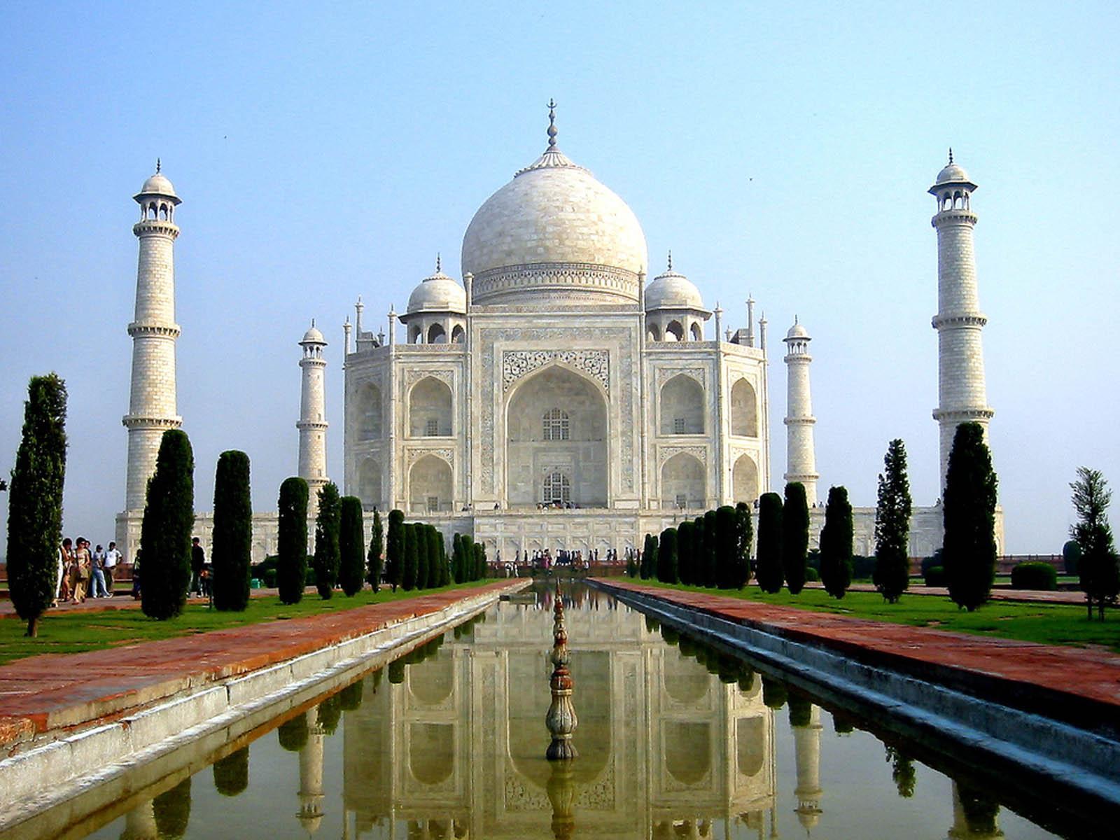 Photo of Taj Mahal in India, The Most Romantic Place in