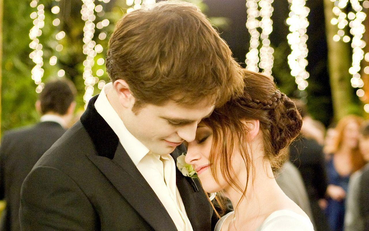 Breaking Dawn Wallpaper