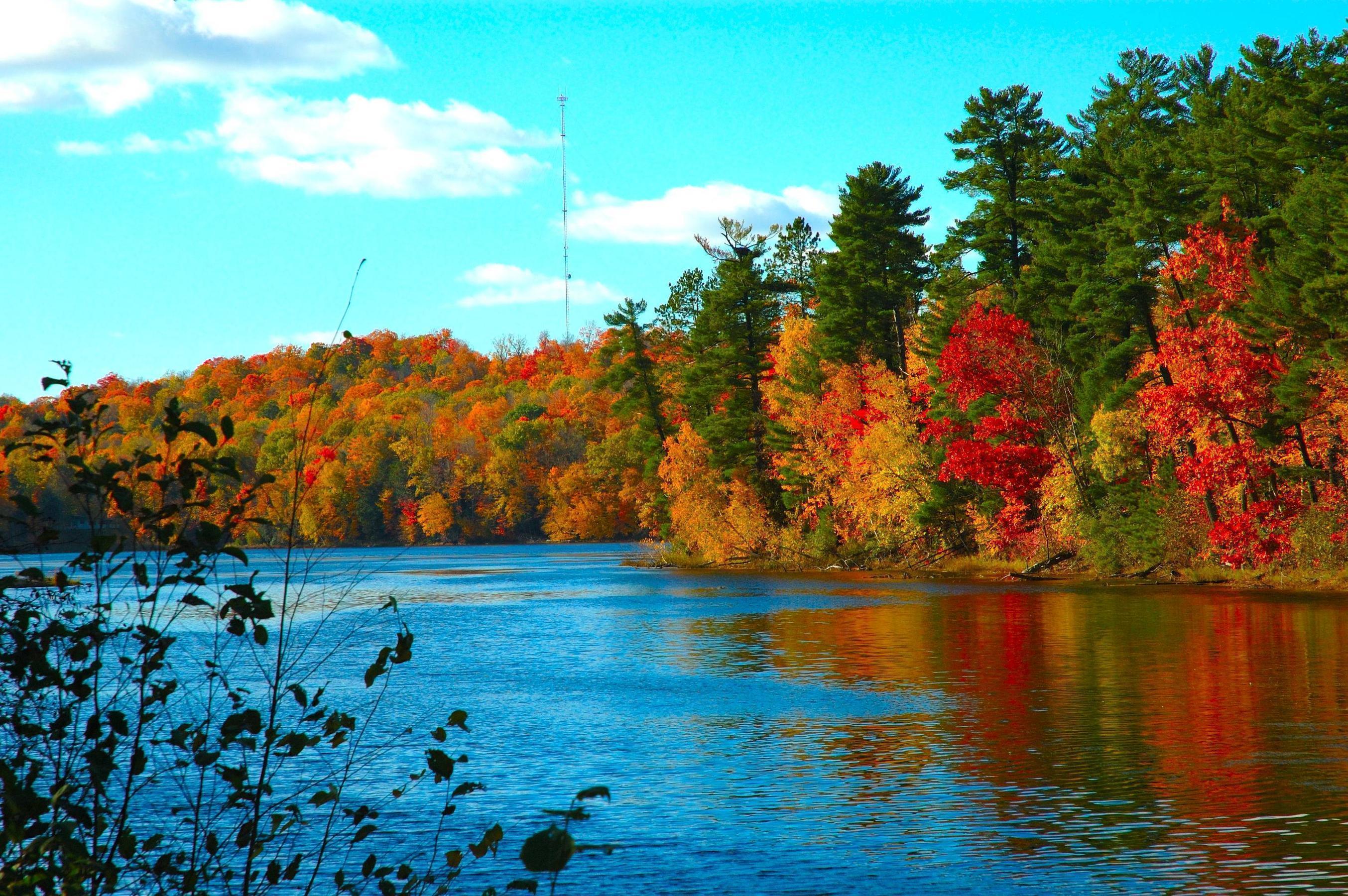 Free computer wallpaper, Fall on the Wolf River Wisconsin