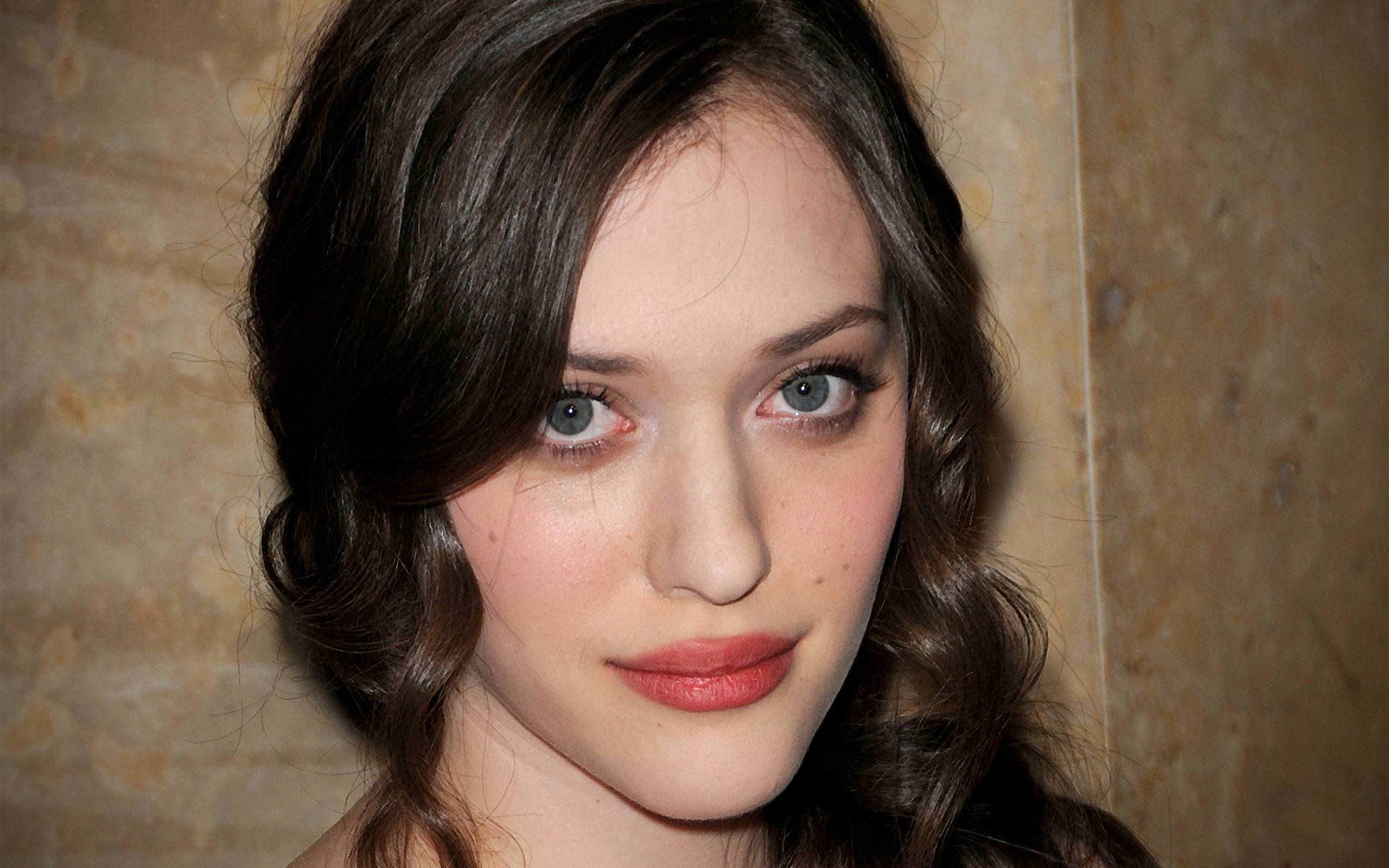 Kat Dennings Beautiful Smile Actress Background Photo