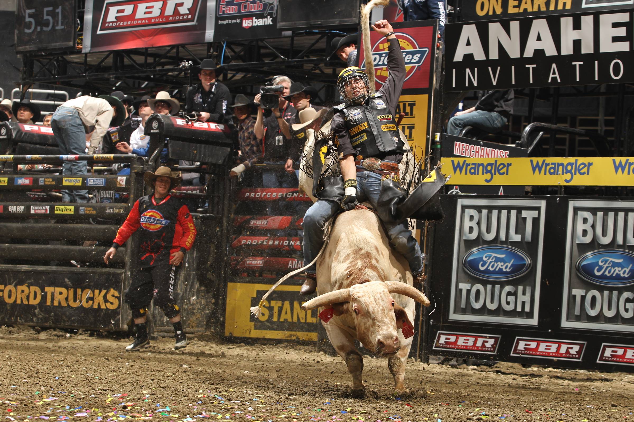 Image For > Pbr Bull Riding Wallpapers