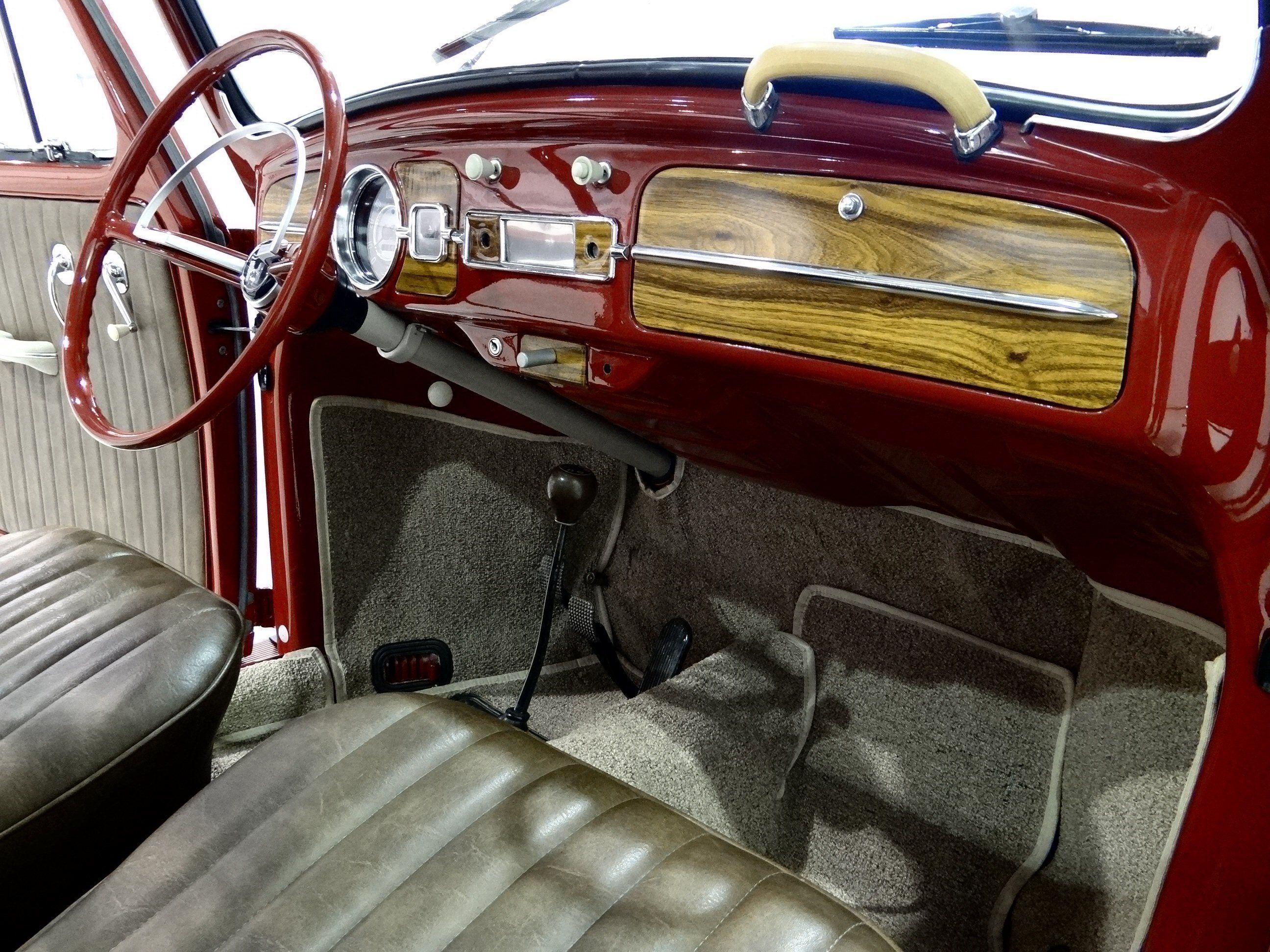 Volkswagen Beetle socal classic wallpaperx1944