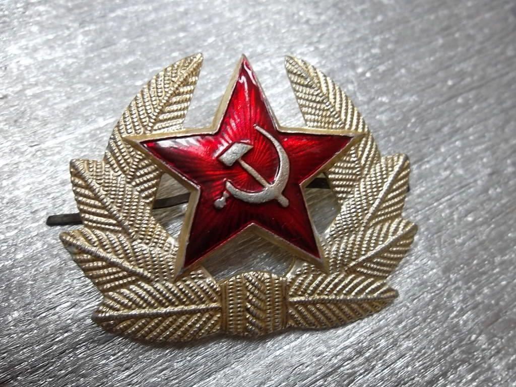 rare big soviet RED ARMY cockade cap badge