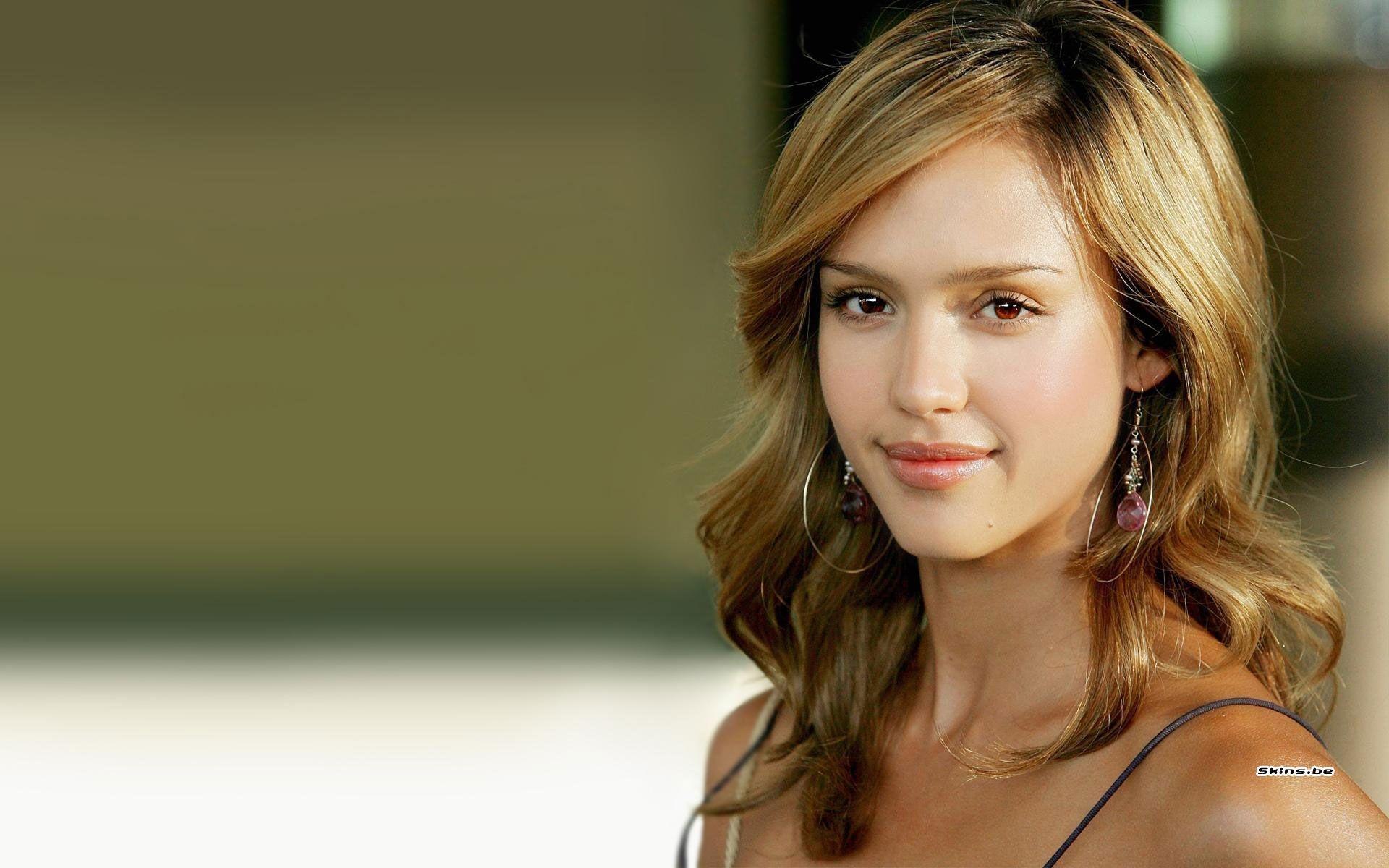 Jessica Alba Wallpaper For Desktop
