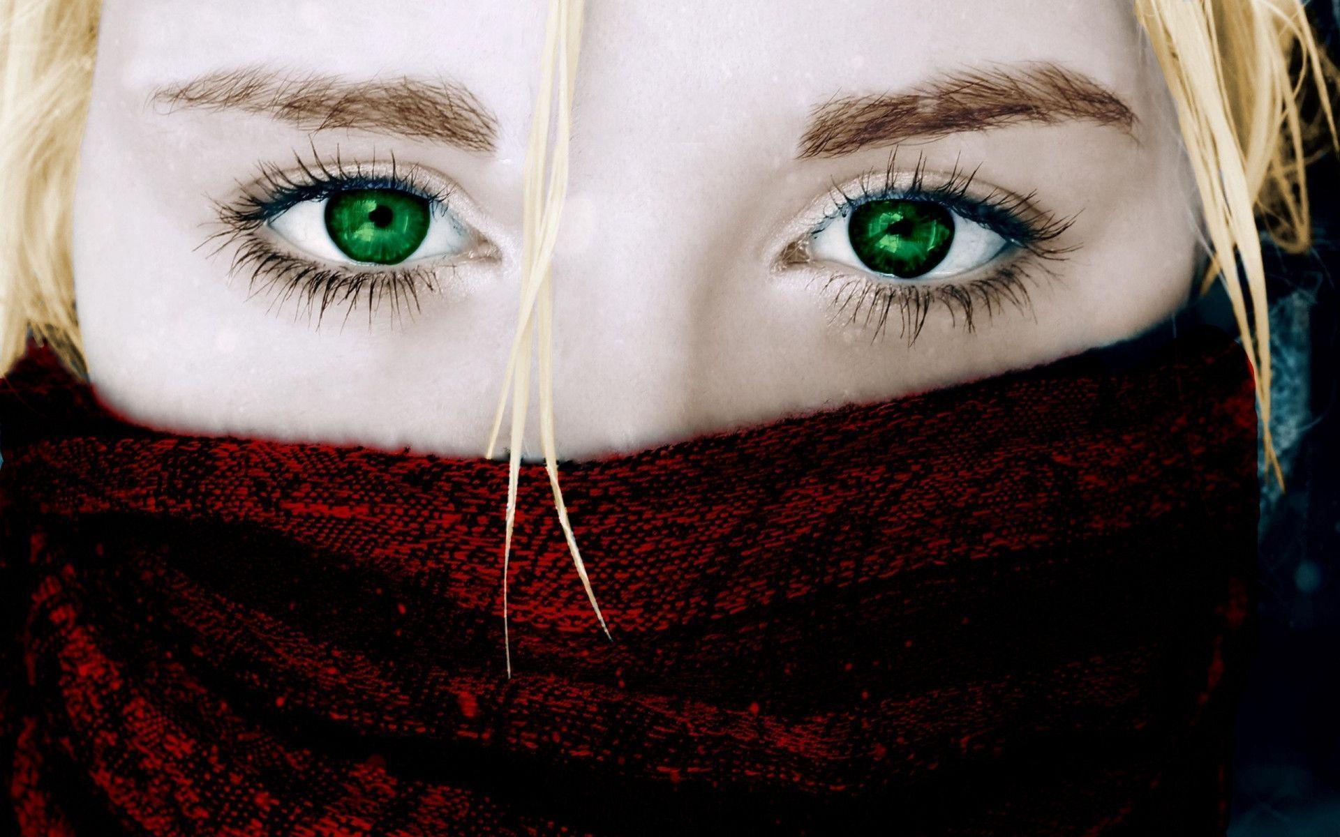 image For > Evil Green Eyes Wallpaper