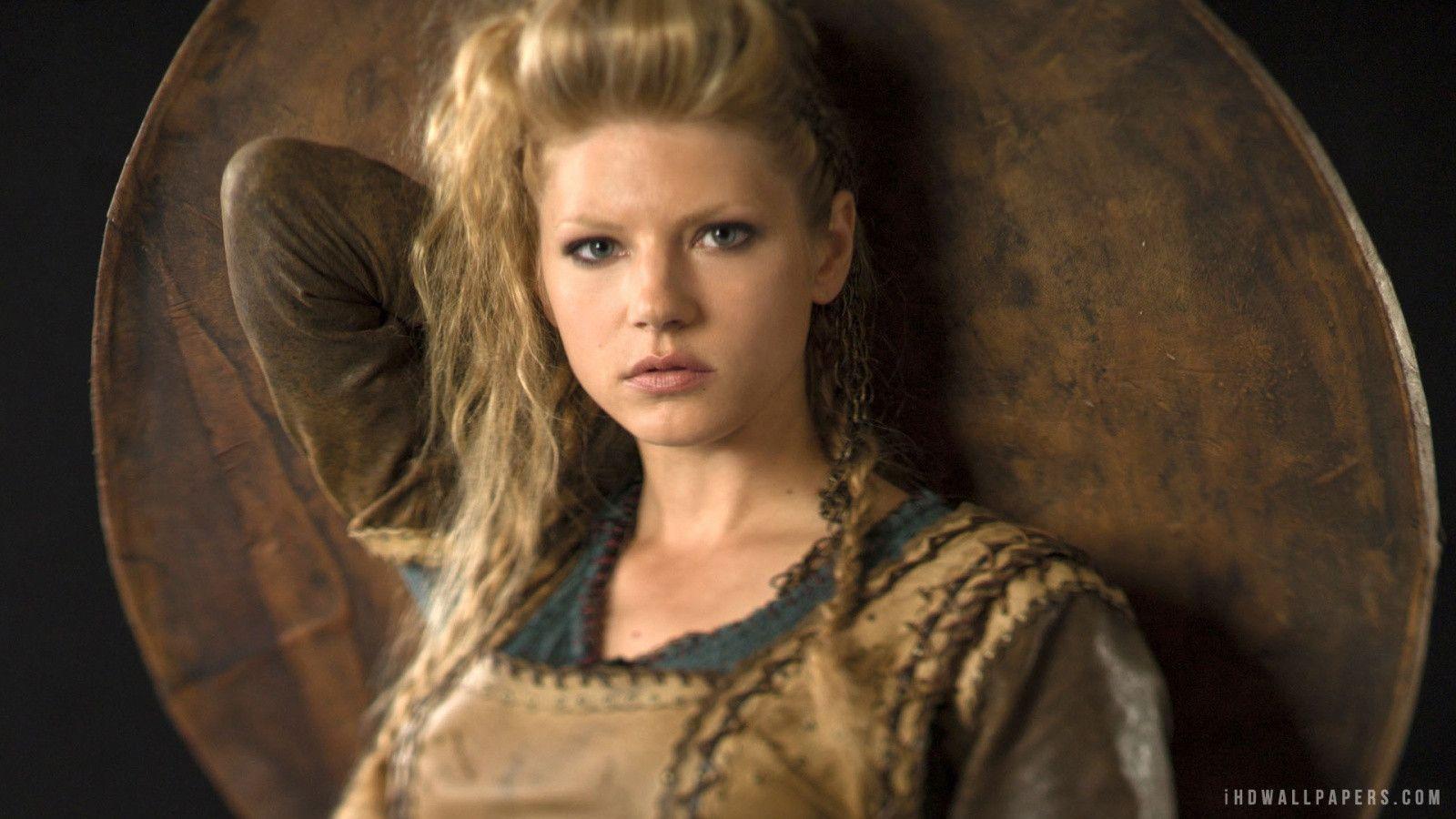 Katheryn Winnick in Vikings HD Wallpaper