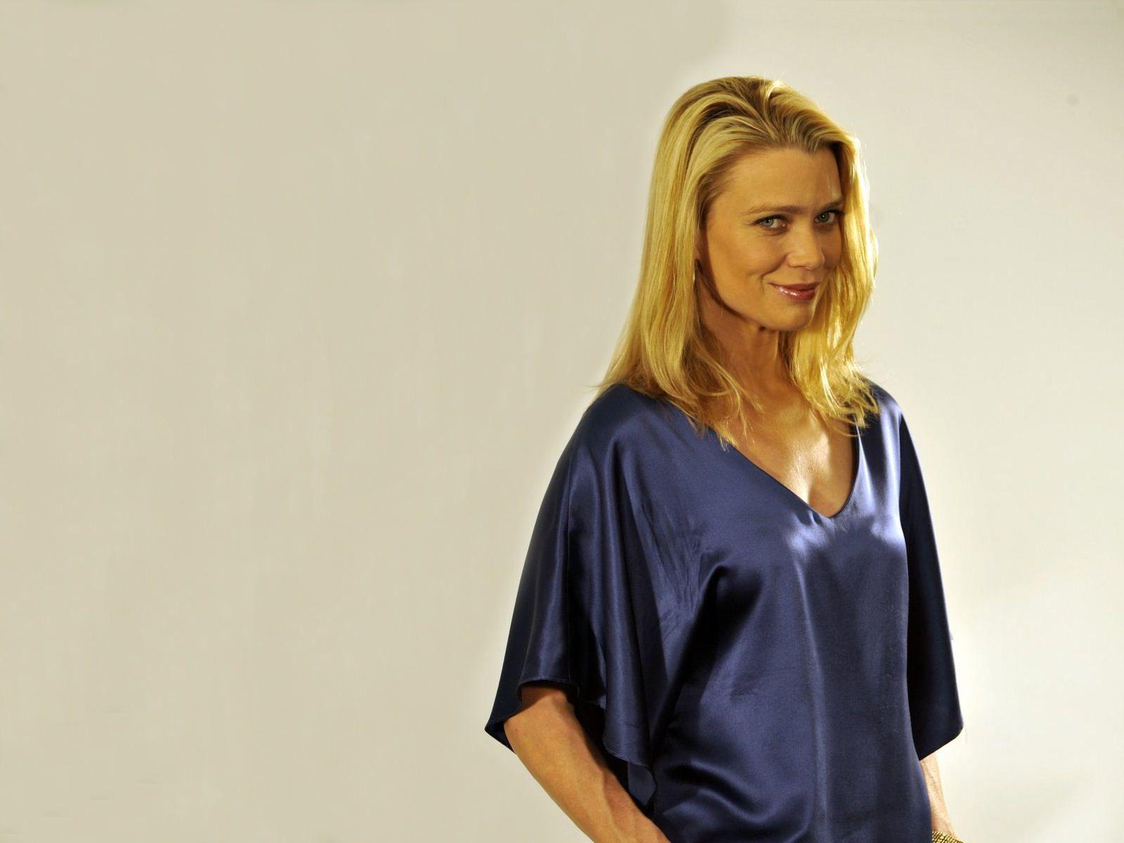 LaurieHoldenfan.com Ultimate Laurie Holden Source