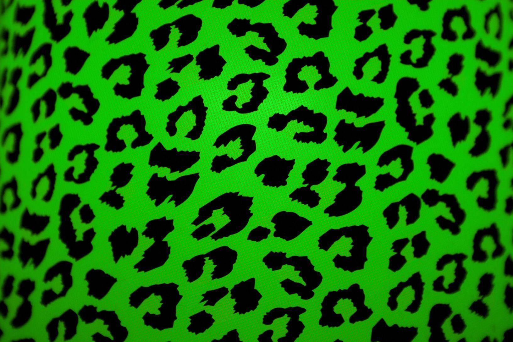 green giraffe print wallpaper