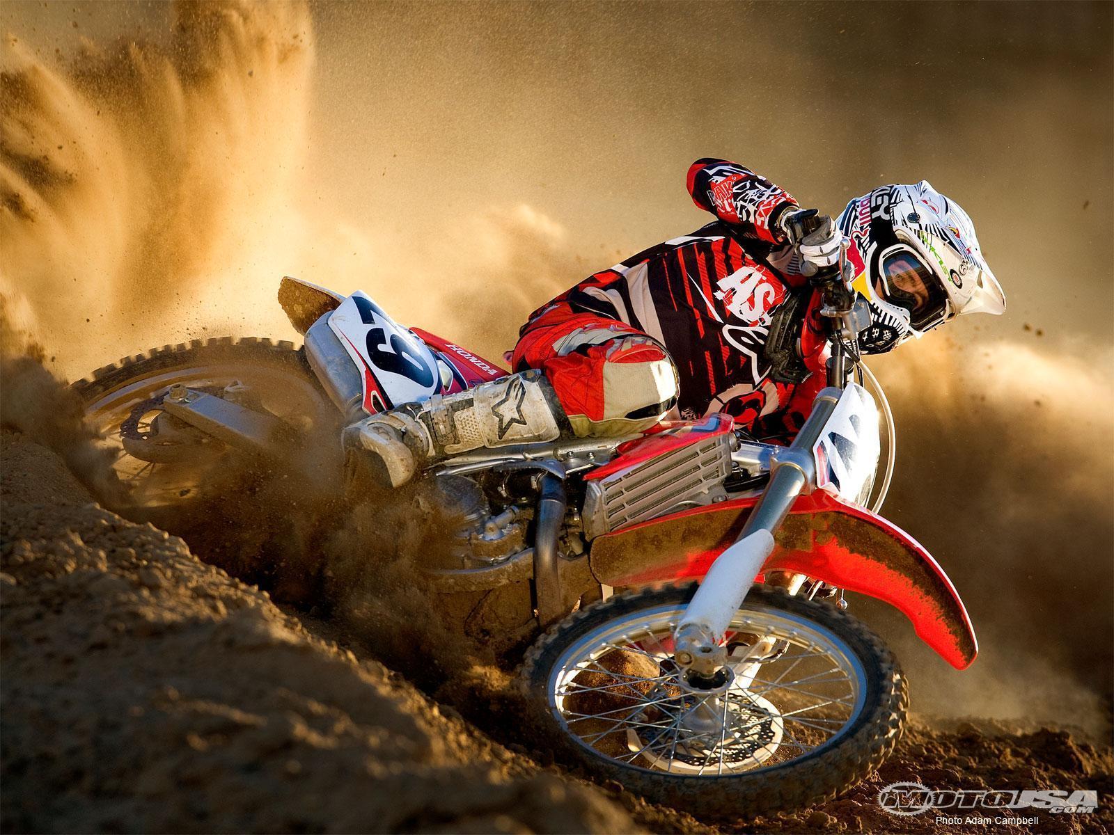 Vehicles For > Dirt Bikes Wallpaper For Kids