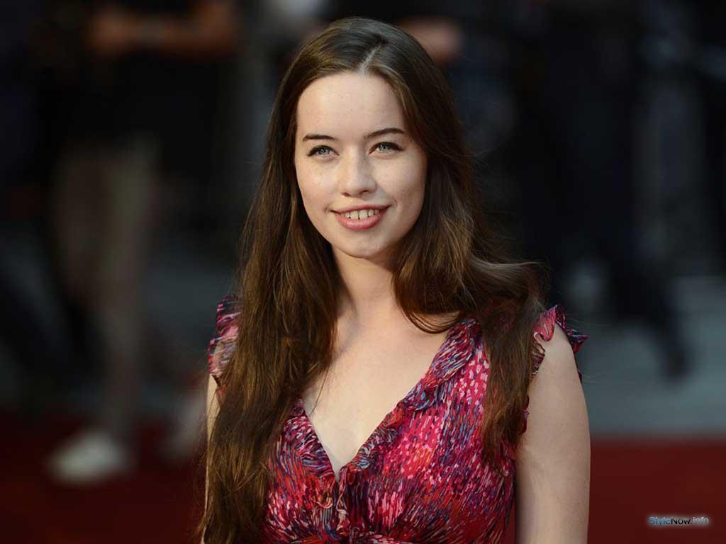 image For > Anna Popplewell Gif